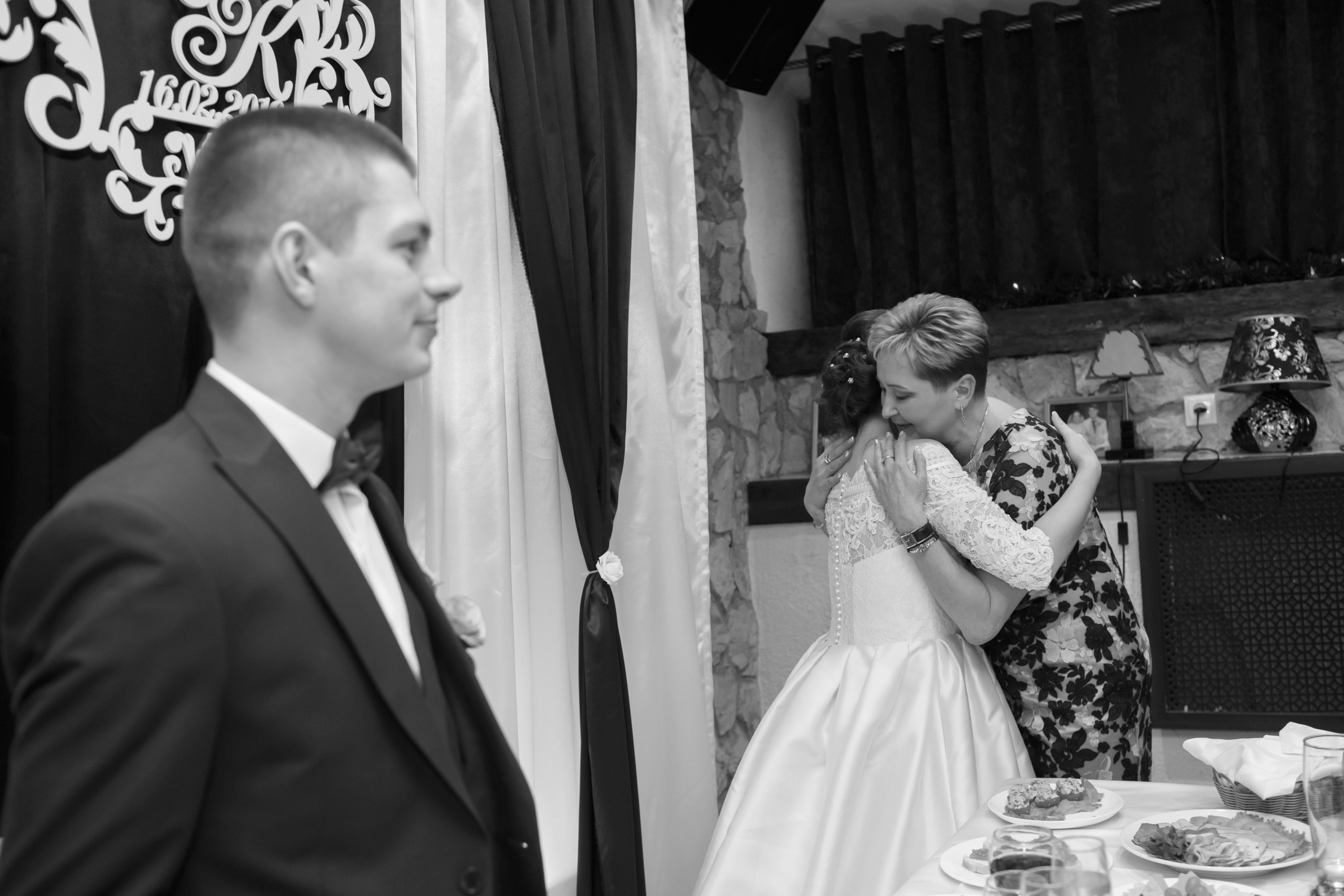 Ксюша и Иван, Таганский ЗАГС, фотостудия Famous Studios. Свадебный и репортажный фотограф (Москва, Королев и другие)