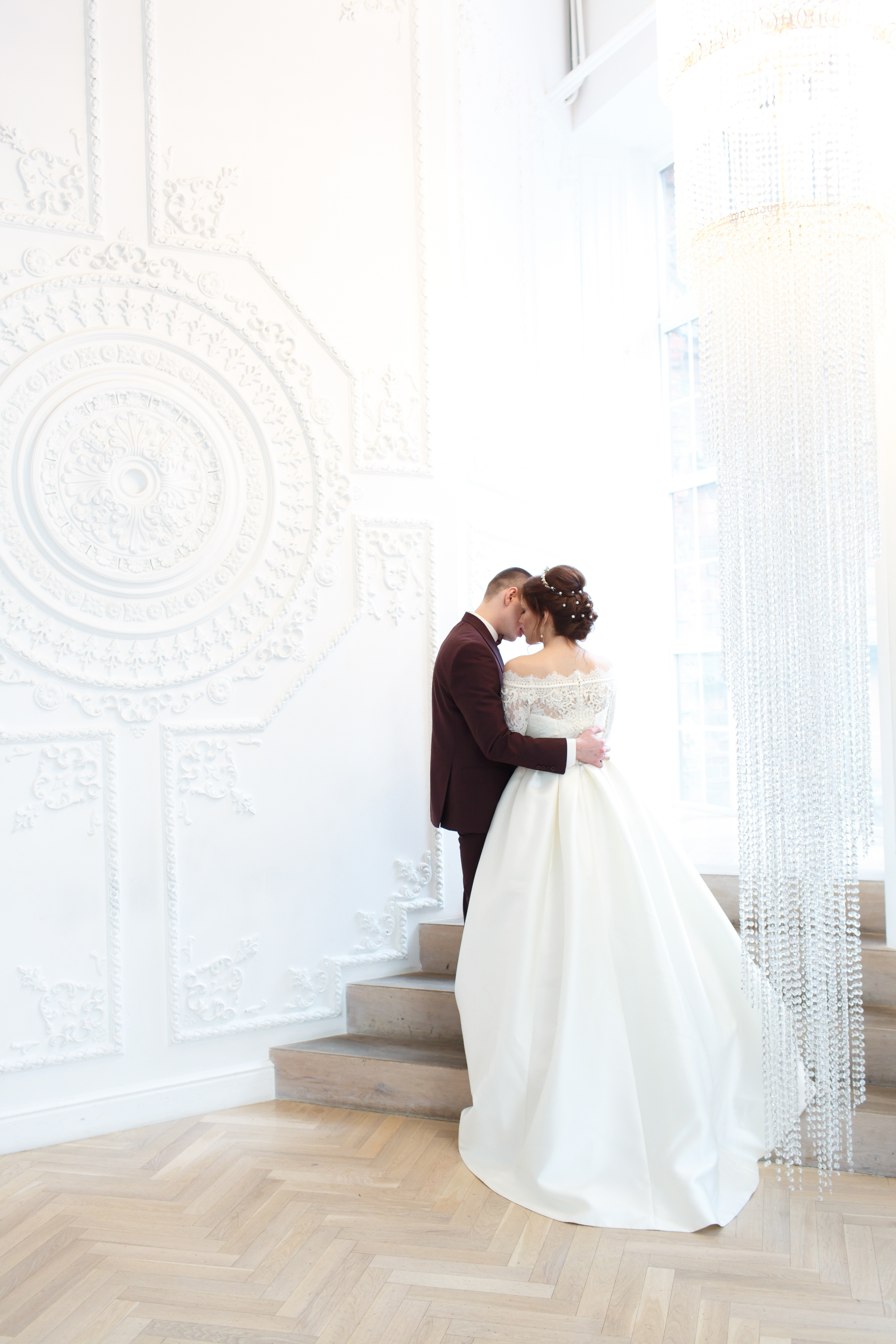 Ксюша и Иван, Таганский ЗАГС, фотостудия Famous Studios. Свадебный и репортажный фотограф (Москва, Королев и другие)