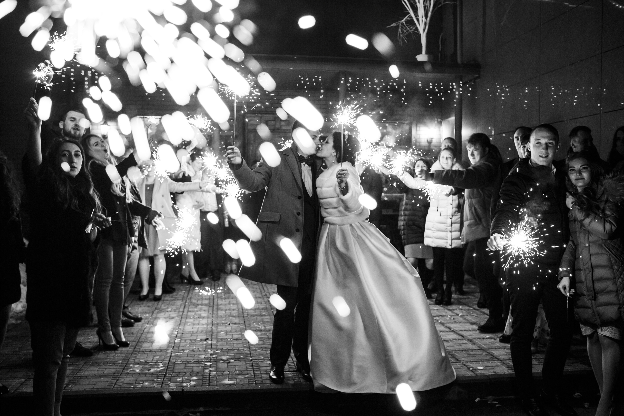 Ксюша и Иван, Таганский ЗАГС, фотостудия Famous Studios. Свадебный и репортажный фотограф (Москва, Королев и другие)