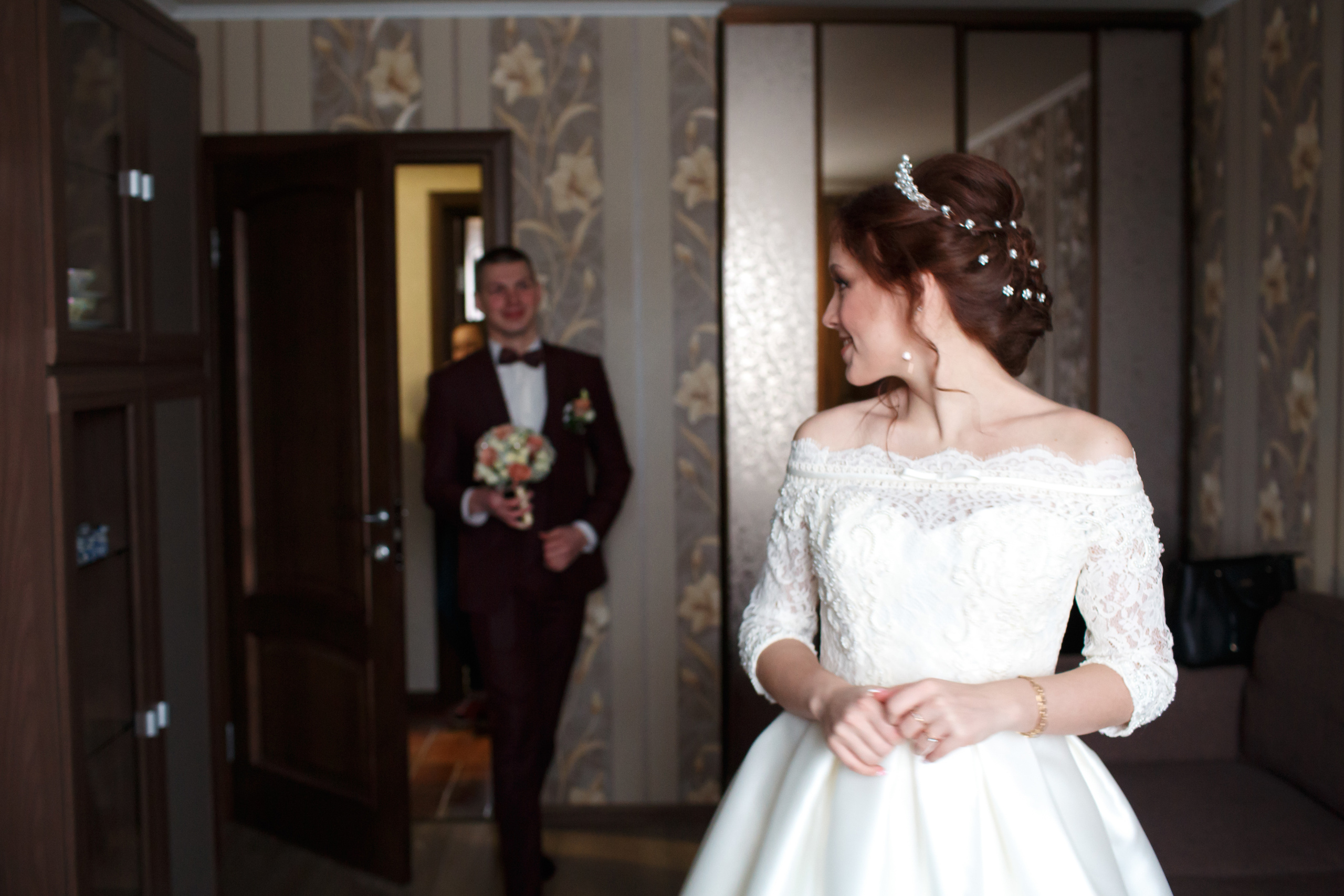 Ксюша и Иван, Таганский ЗАГС, фотостудия Famous Studios. Свадебный и репортажный фотограф (Москва, Королев и другие)