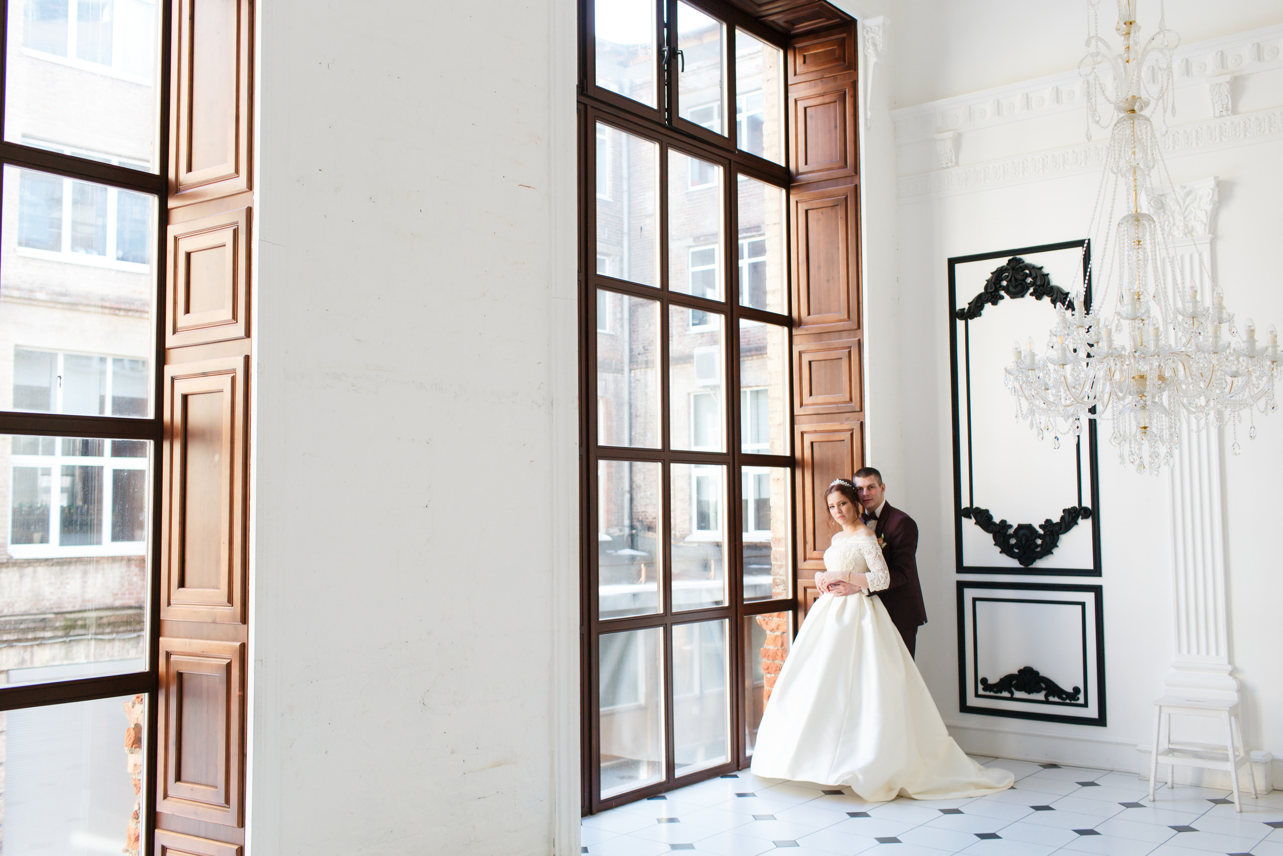 Ксюша и Иван, Таганский ЗАГС, фотостудия Famous Studios. Свадебный и репортажный фотограф (Москва, Королев и другие)