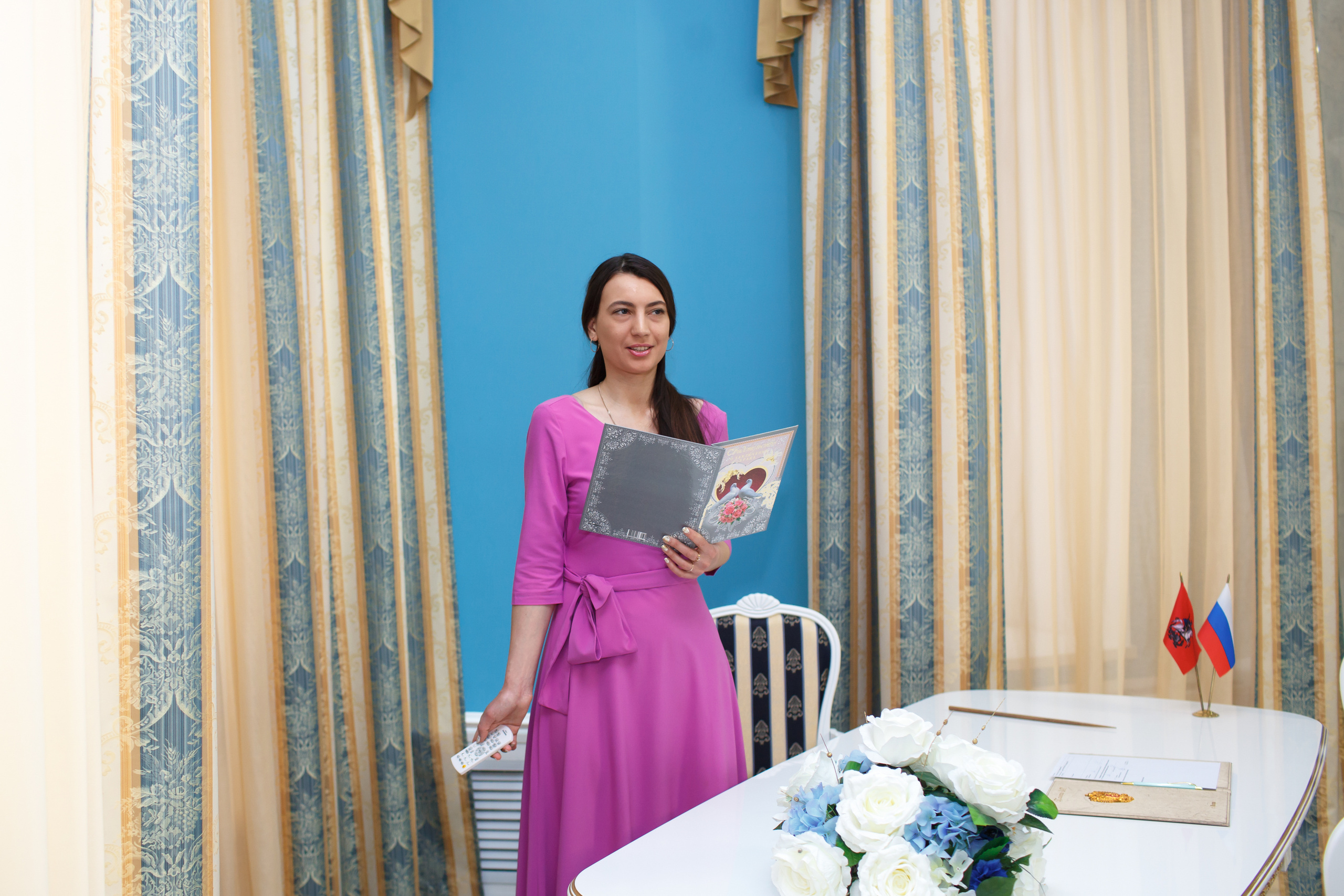 Ксюша и Иван, Таганский ЗАГС, фотостудия Famous Studios. Свадебный и репортажный фотограф (Москва, Королев и другие)