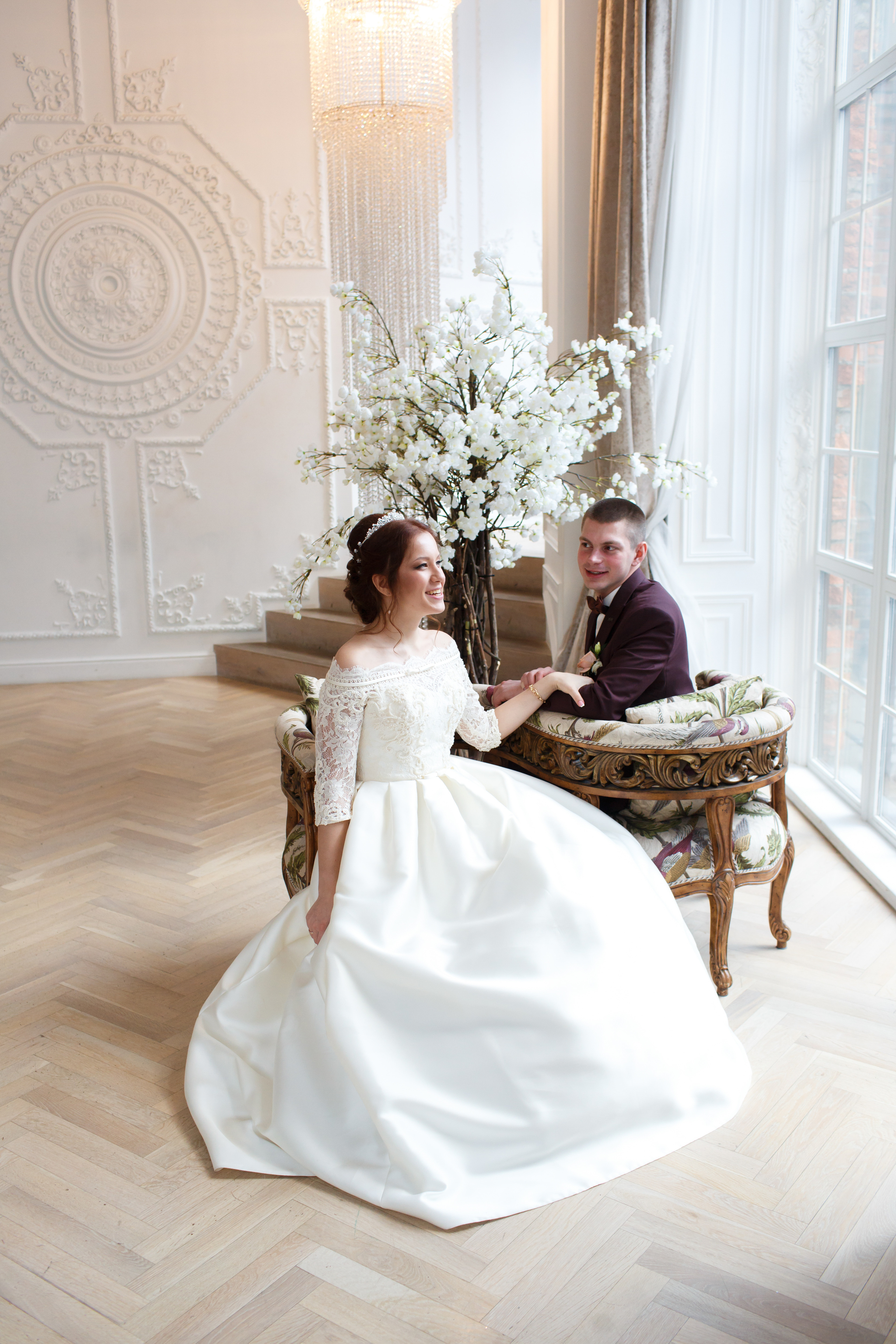 Ксюша и Иван, Таганский ЗАГС, фотостудия Famous Studios. Свадебный и репортажный фотограф (Москва, Королев и другие)