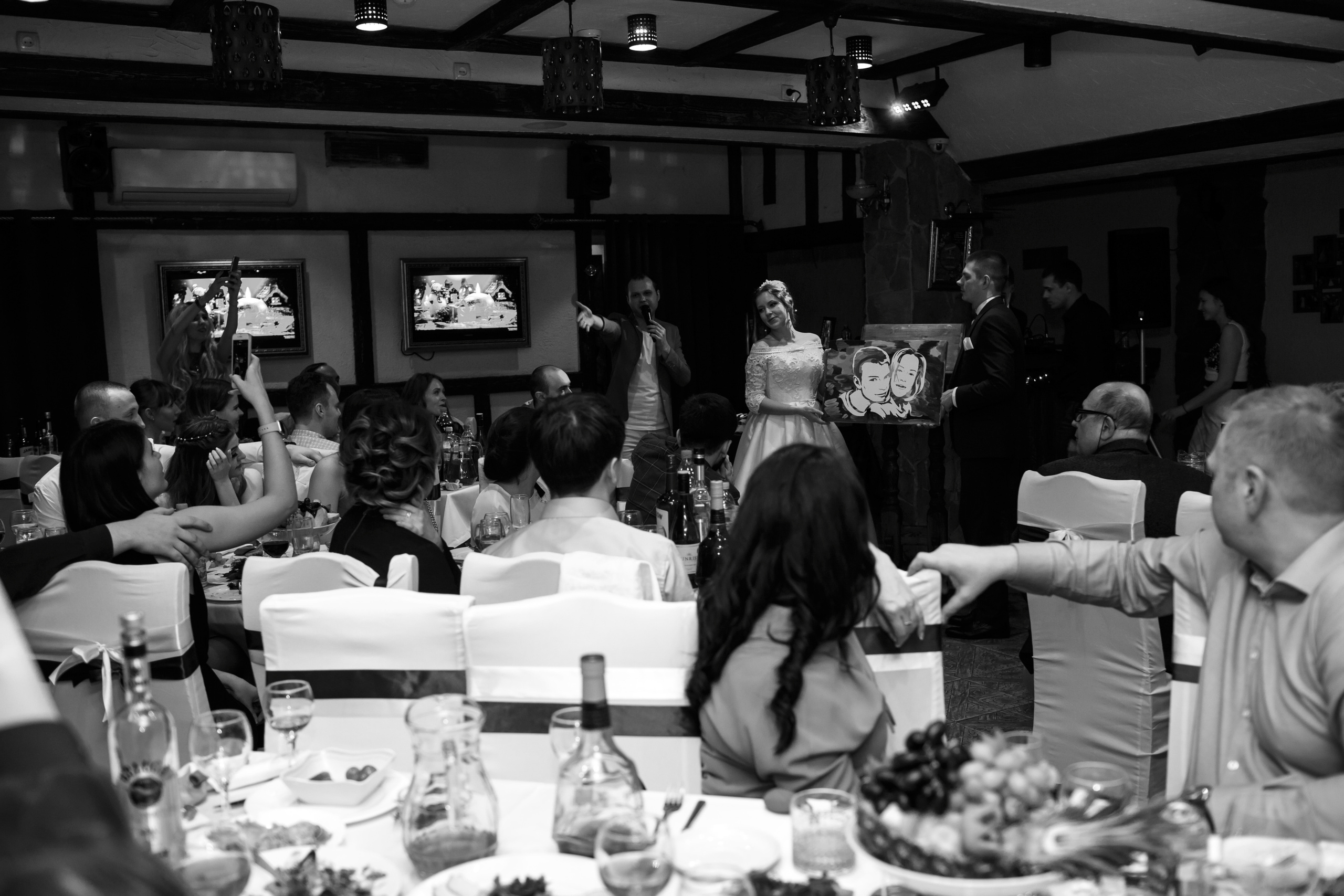 Ксюша и Иван, Таганский ЗАГС, фотостудия Famous Studios. Свадебный и репортажный фотограф (Москва, Королев и другие)