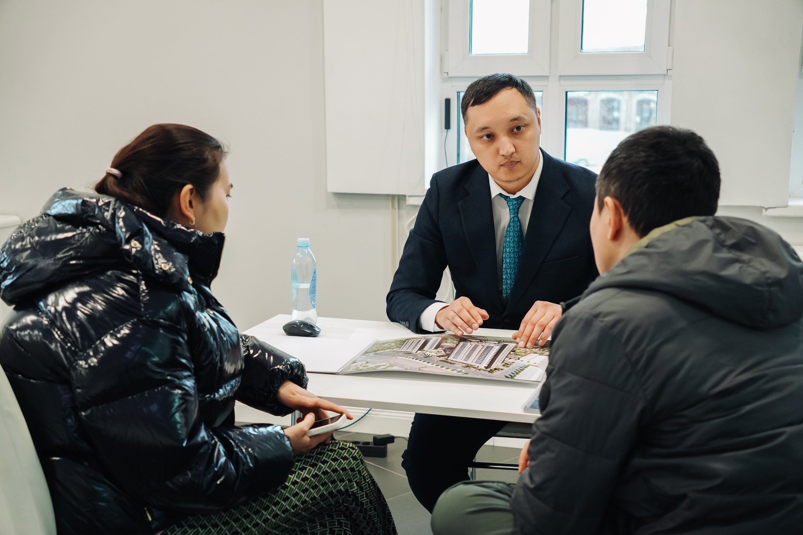 Фотоотчет: Галерея недвижимости SHANYRAQ