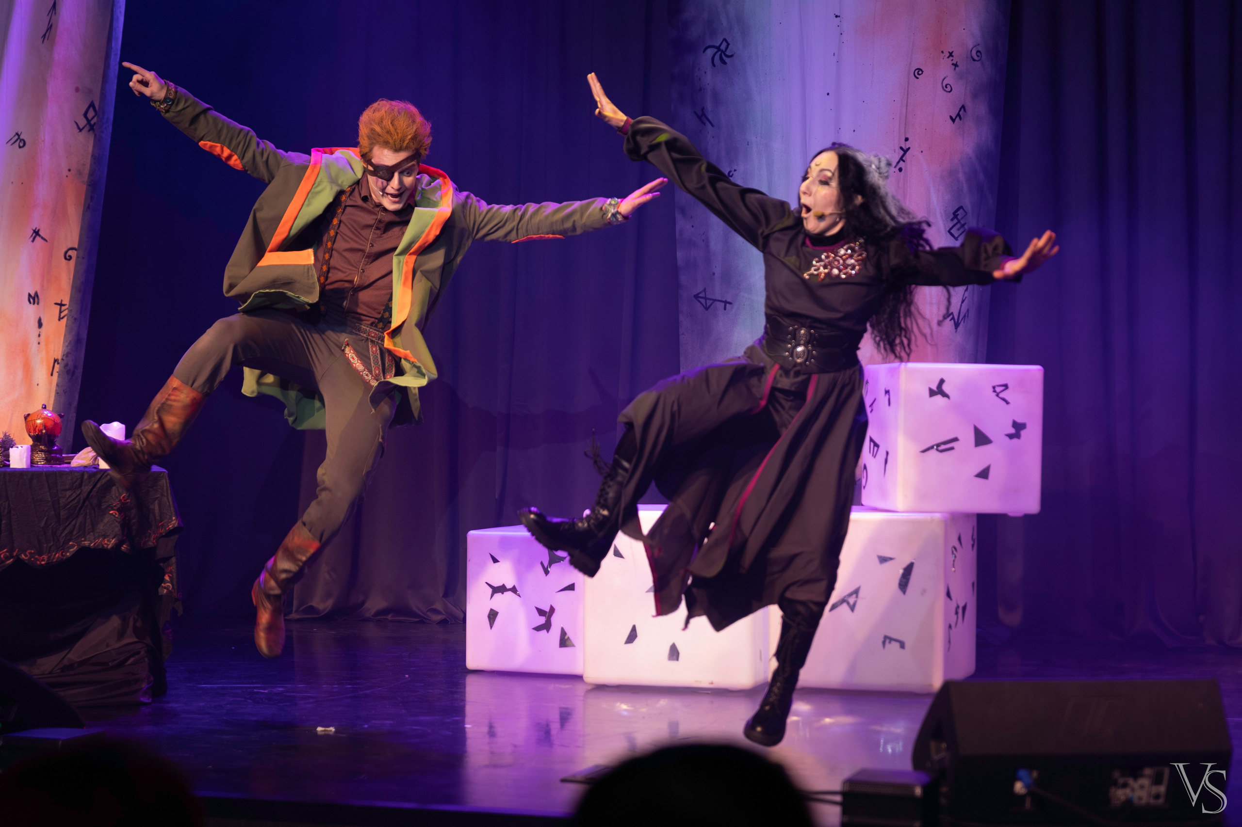 Книга стихий 25.01. Фотограф Виктор Степанов