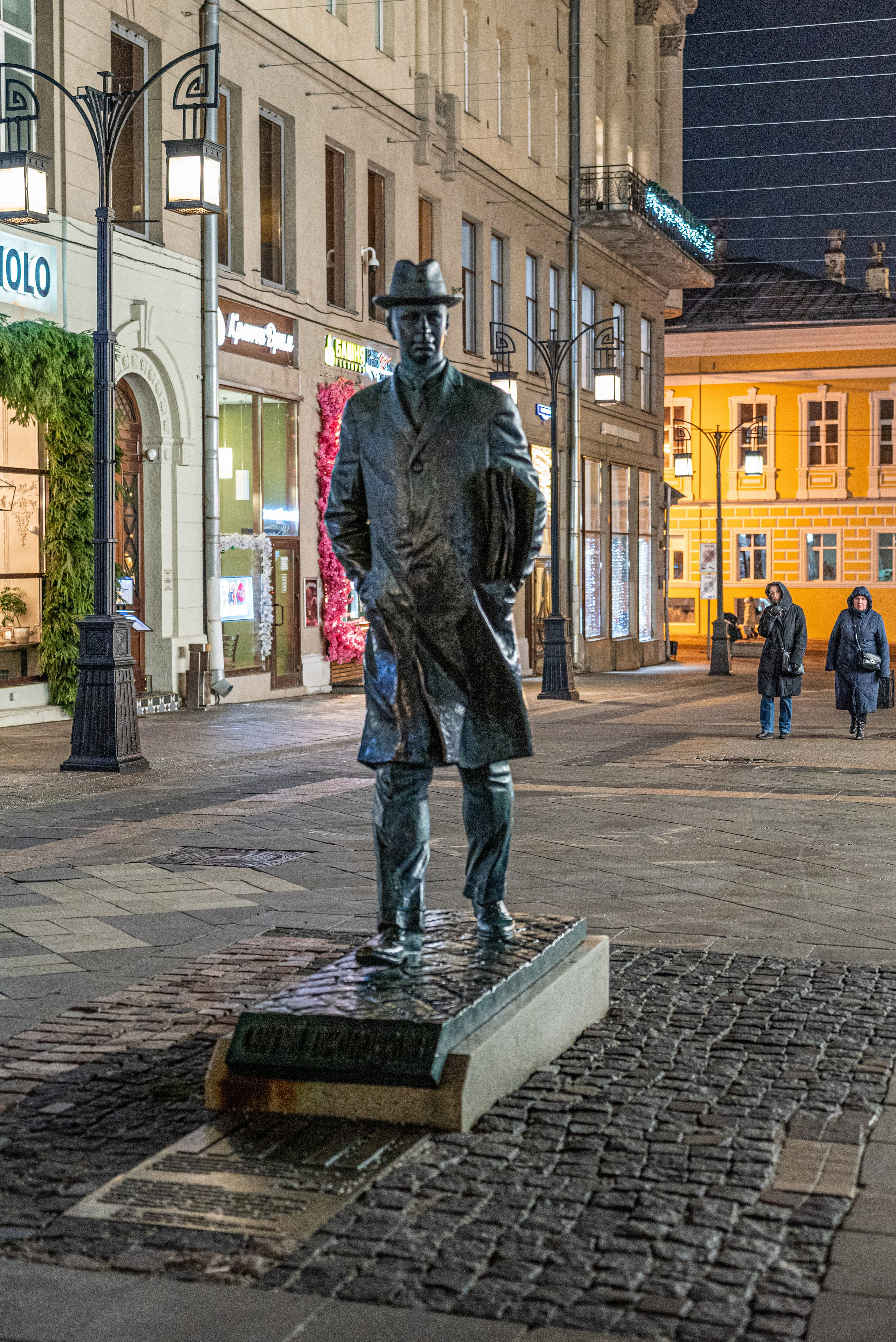 Серафим Гончаров  - аттестованный экскурсовод по Москве. П&П — Полезное с Приятным. Фотоэкскурсии — Москва на память. Экскурсовод и фотограф в Москве. Увези столицу в своём альбоме!