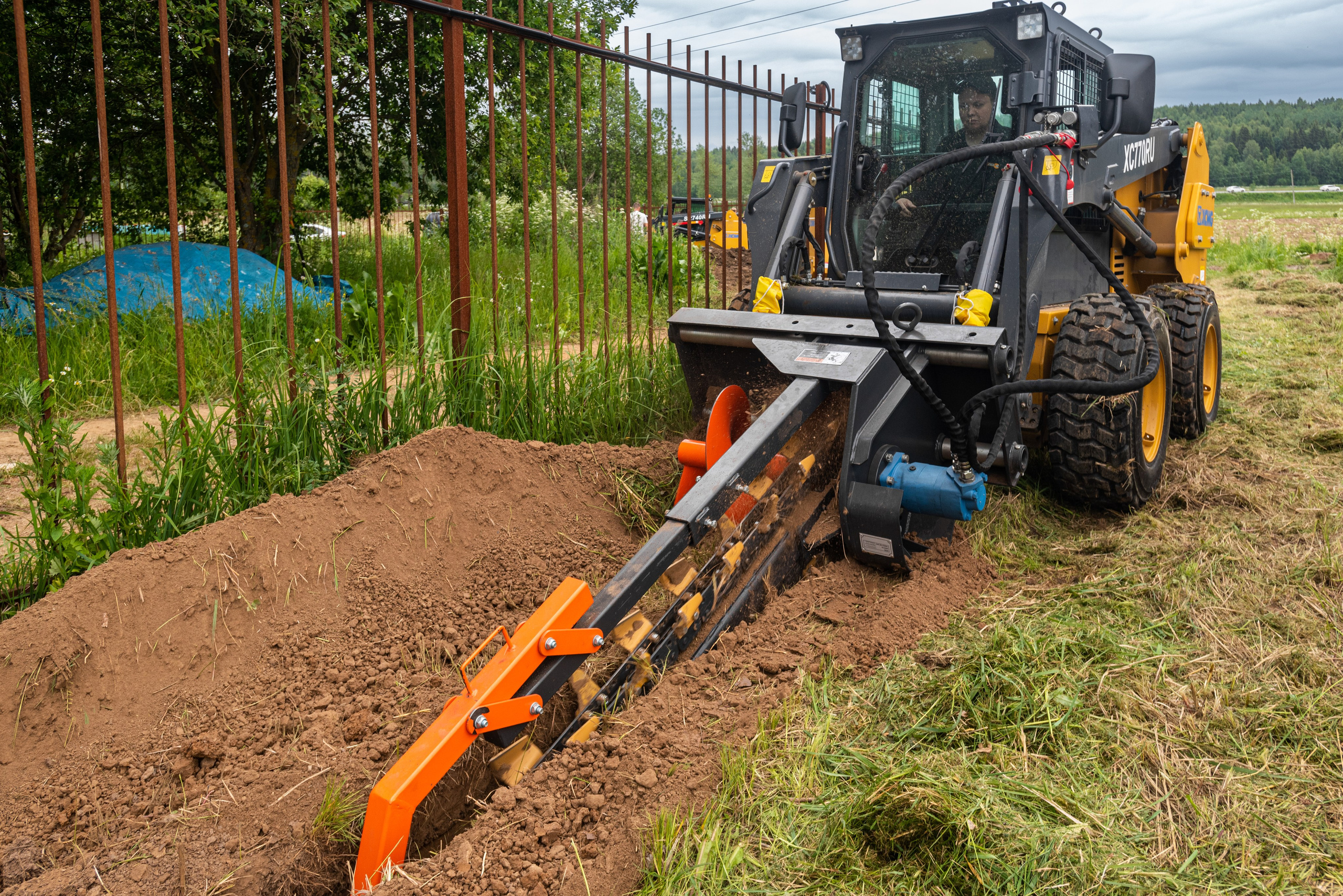 Спецтехника Метатэкс. Автомобильный и интерьерный фотограф в Минске Александр Тагаев