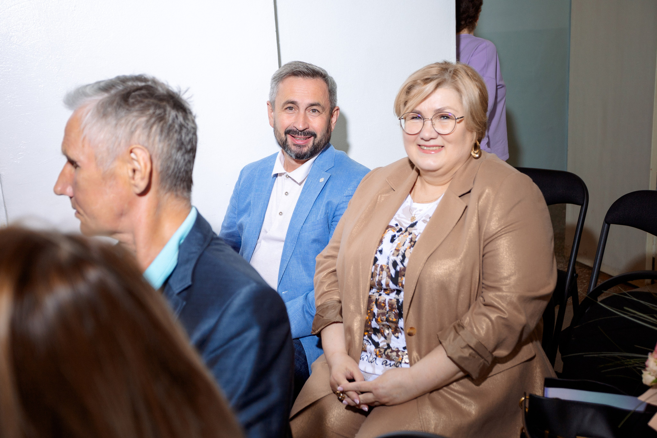 ВРУЧЕНИЕ АТТЕСТАТОВ: Пример. Все фото. Профессиональный фотограф в Ижевске Леша Петров