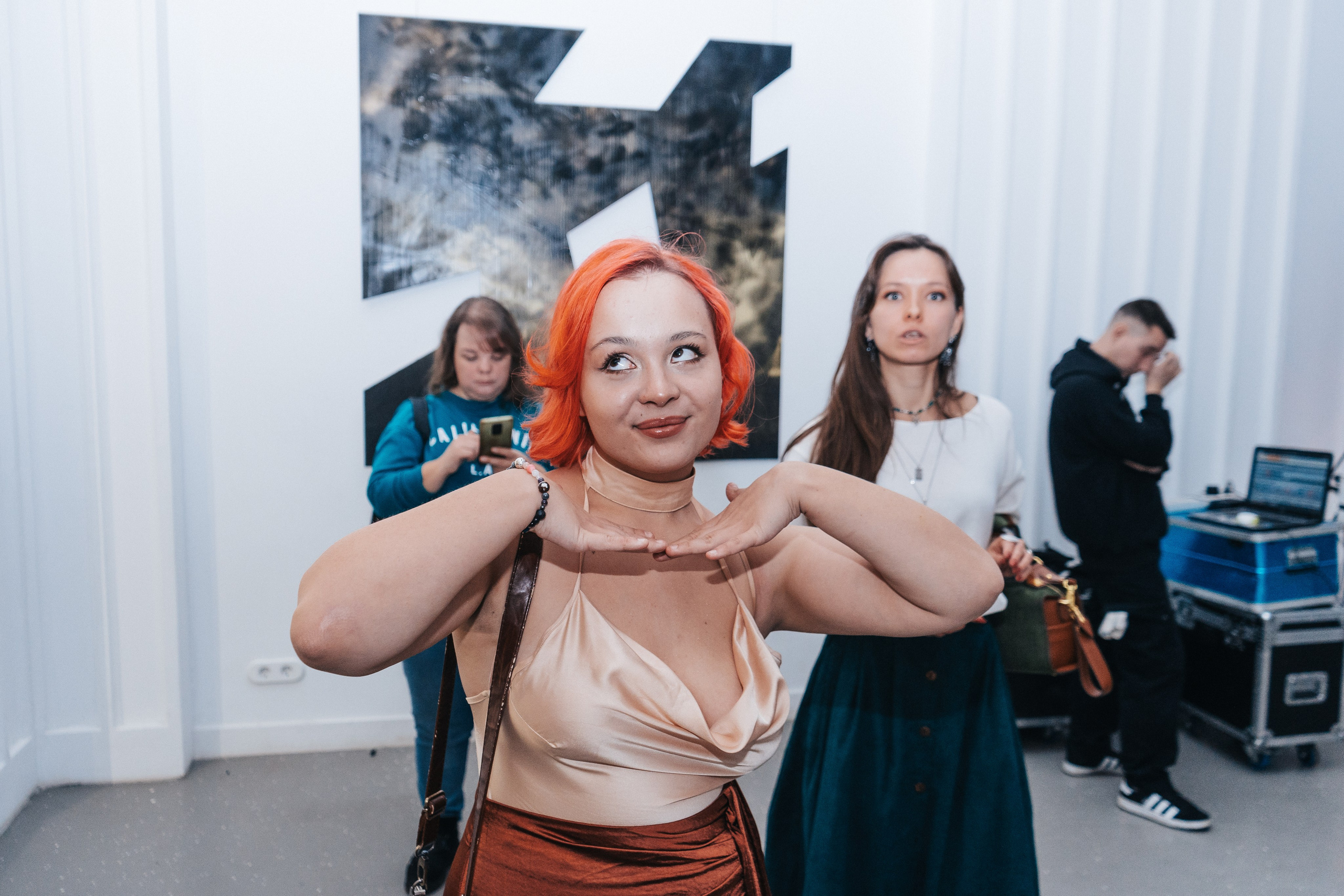 Выставка Юрия Литарова. Всё рождается. Всё продолжается. Портретный фотограф Нижний Новгород