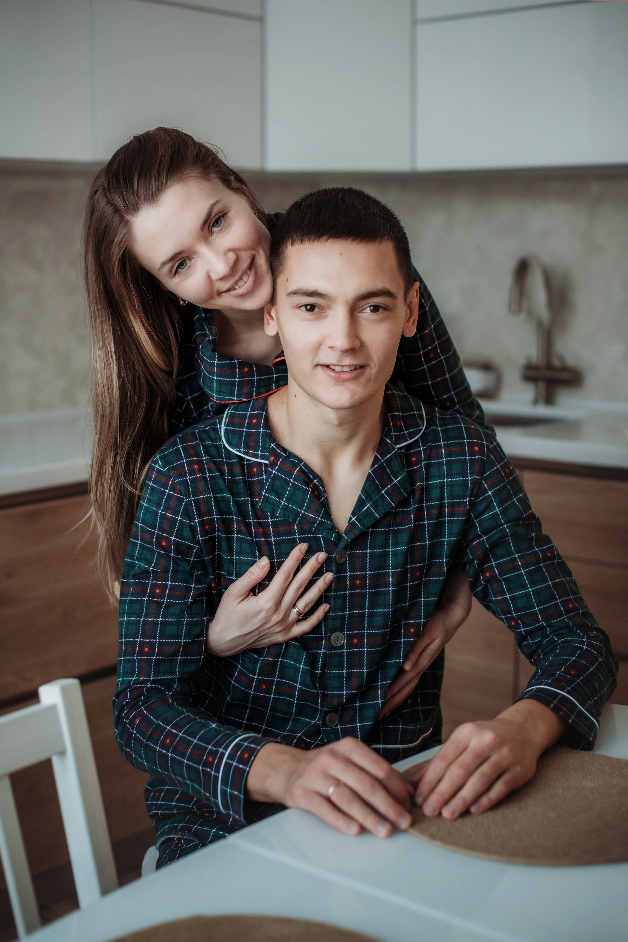 Дарья и Антон. Фотограф Лейла Насибова-женский портрет, семейные фотосессии, контент