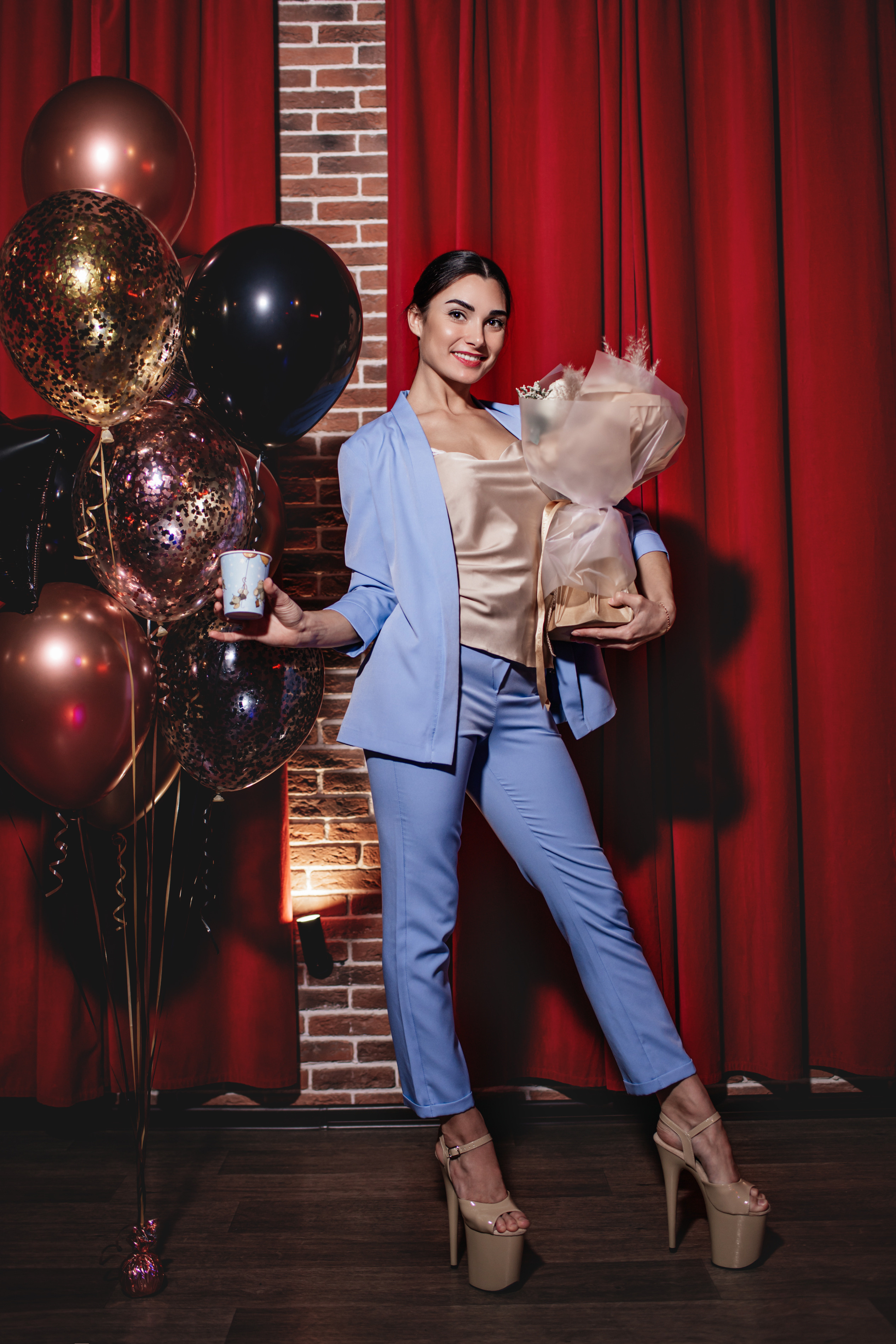 София. Фотограф Лейла Насибова-женский портрет, семейные фотосессии, контент