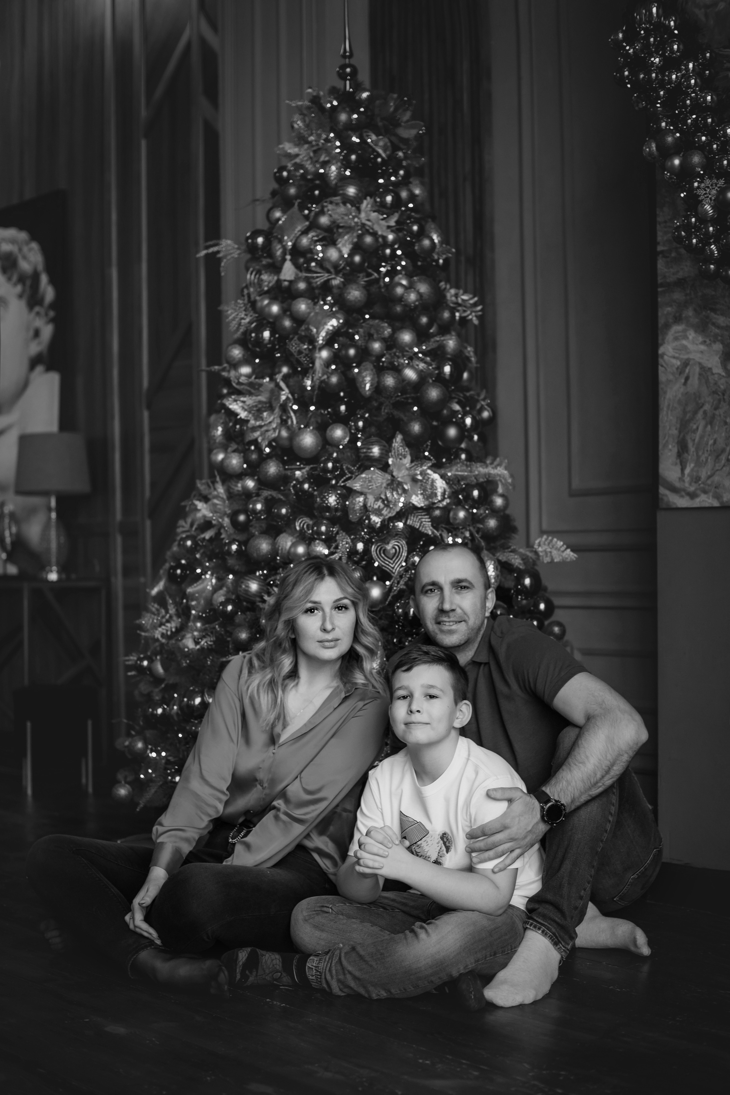 Новогодняя фотосессия. Фотограф Лейла Насибова-женский портрет, семейные фотосессии, контент