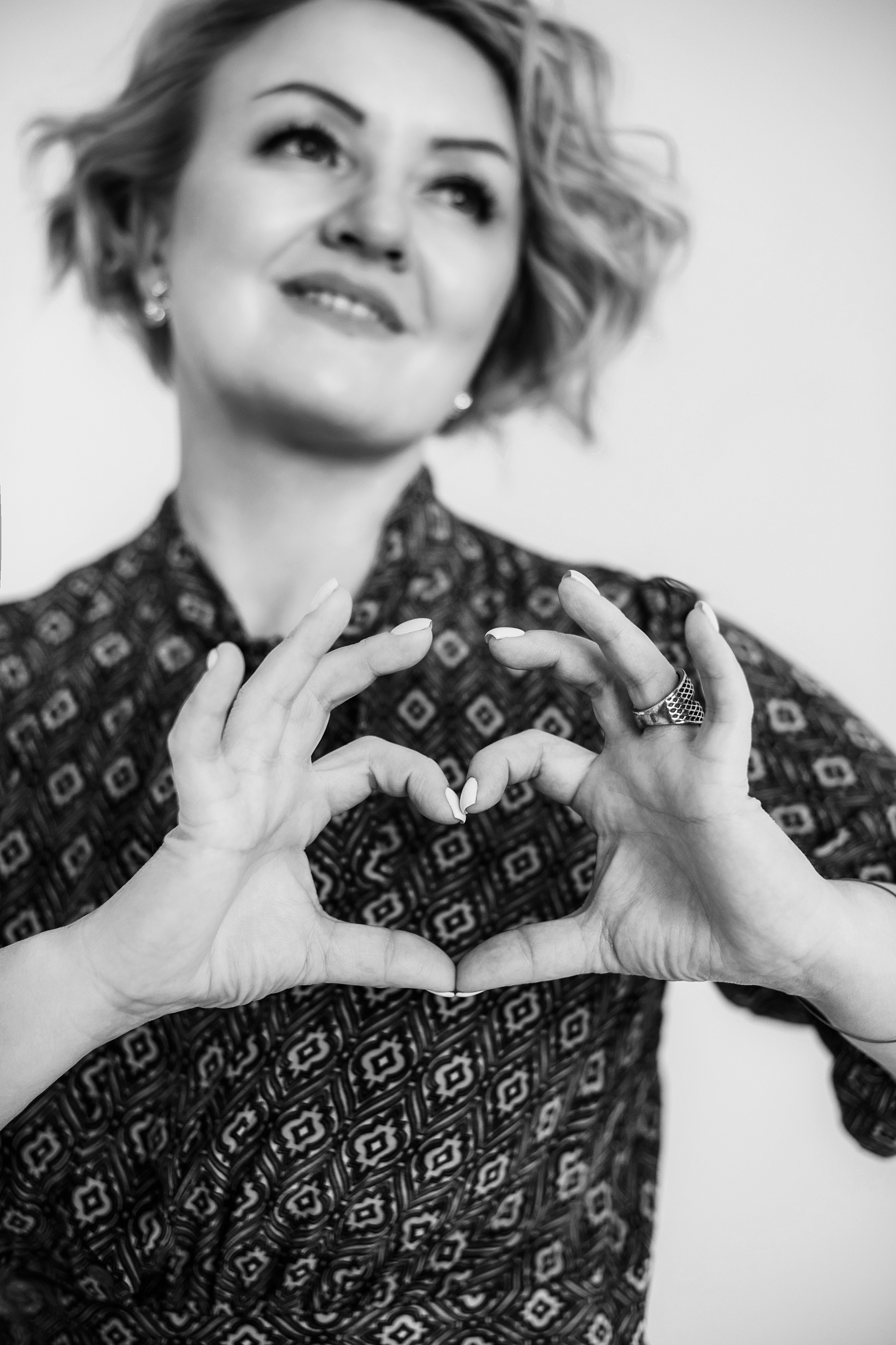 Ирина Тищенко (ретушь). Фотограф Лейла Насибова-женский портрет, семейные фотосессии, контент