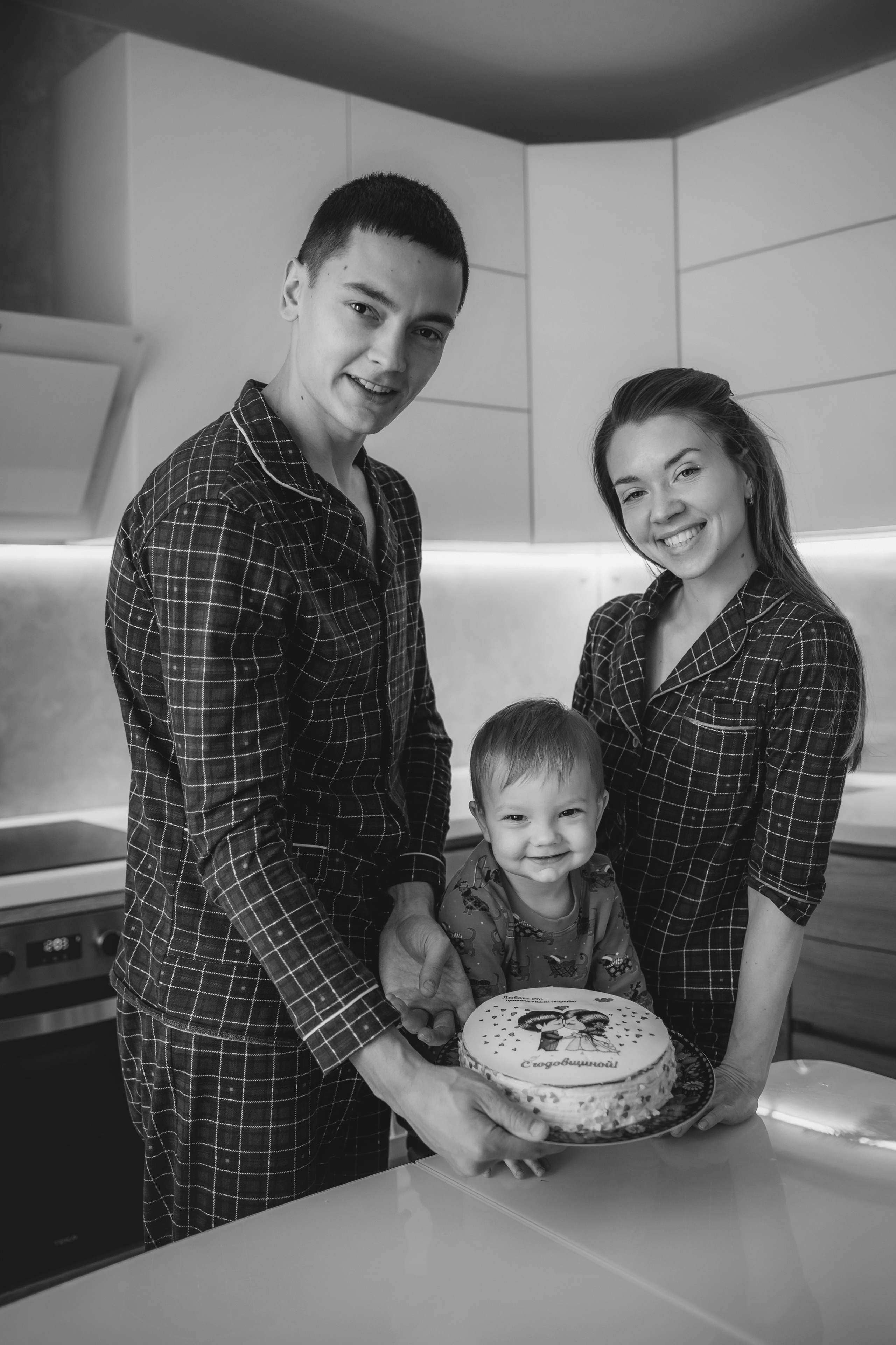 Дарья и Антон. Фотограф Лейла Насибова-женский портрет, семейные фотосессии, контент