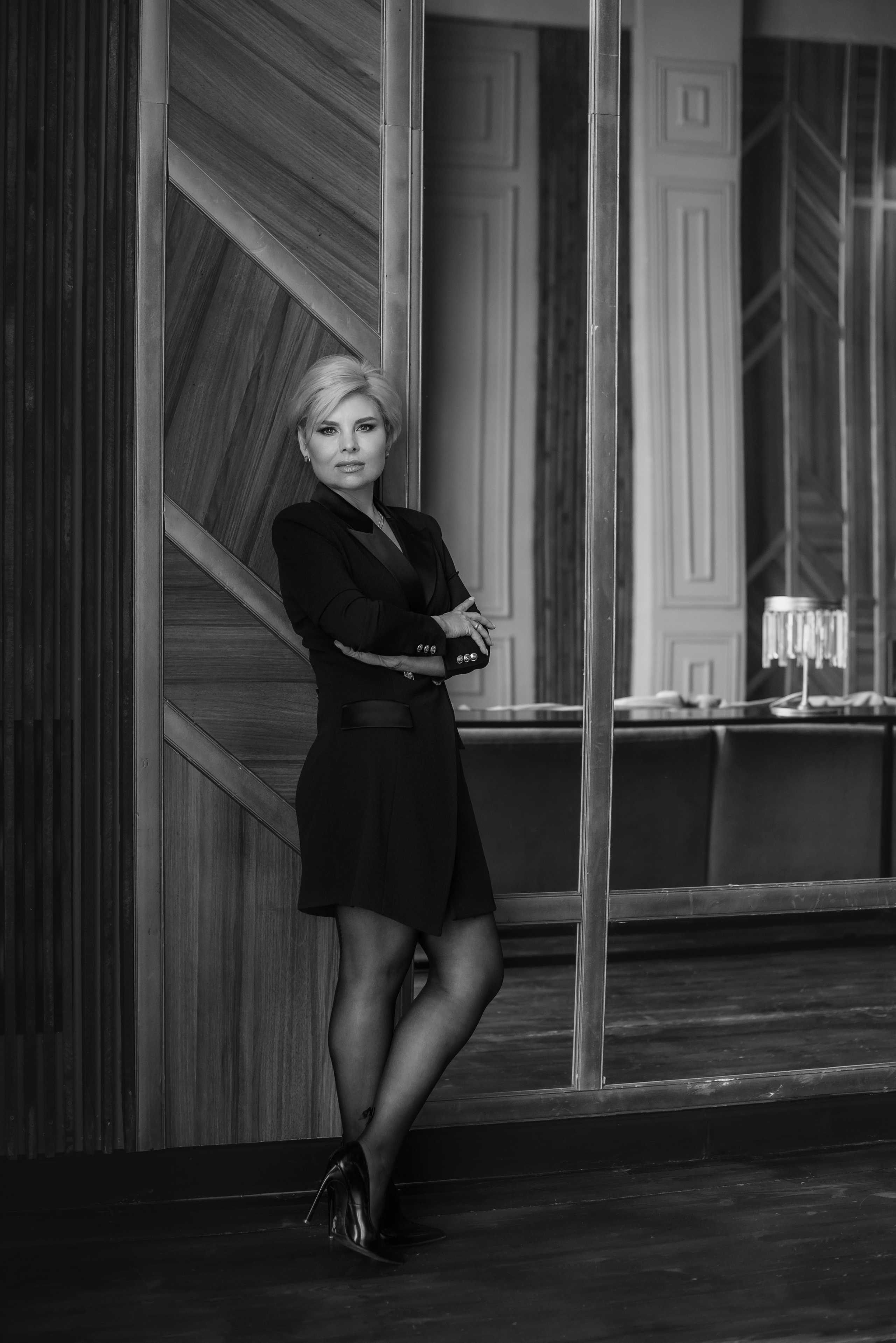 Ретушь. Фотограф Лейла Насибова-женский портрет, семейные фотосессии, контент