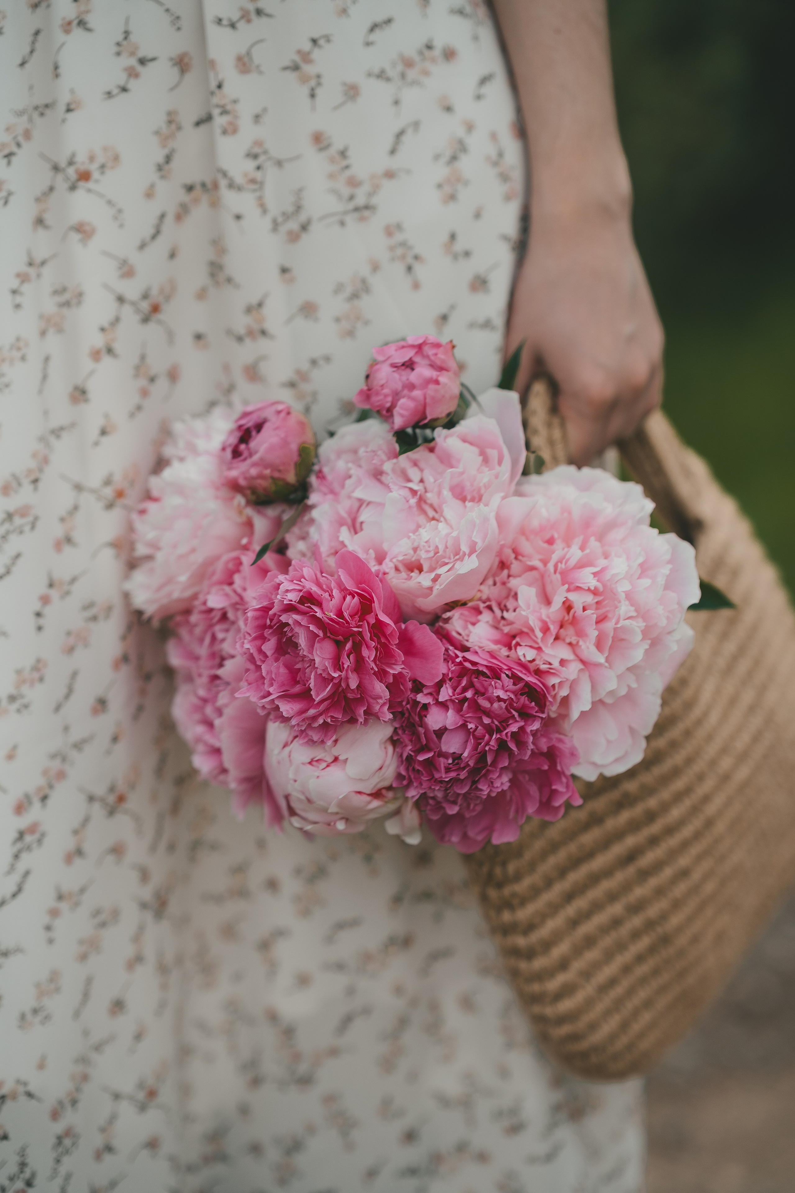 Маша и пионы. Семейный и детский фотограф в Сергиев Посаде, Хотьково Якимчук Любовь