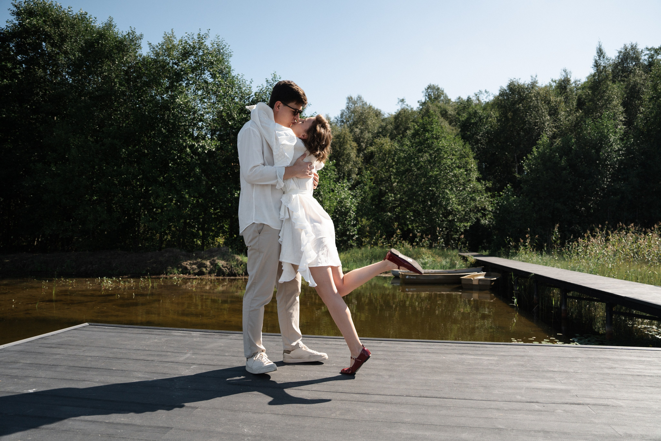 Арина & Иван. Камерная свадьба на природе в стиле в расслабленном стиле. Свадебный фотограф организатор в Санкт-Петербурге Ассоль Опарина