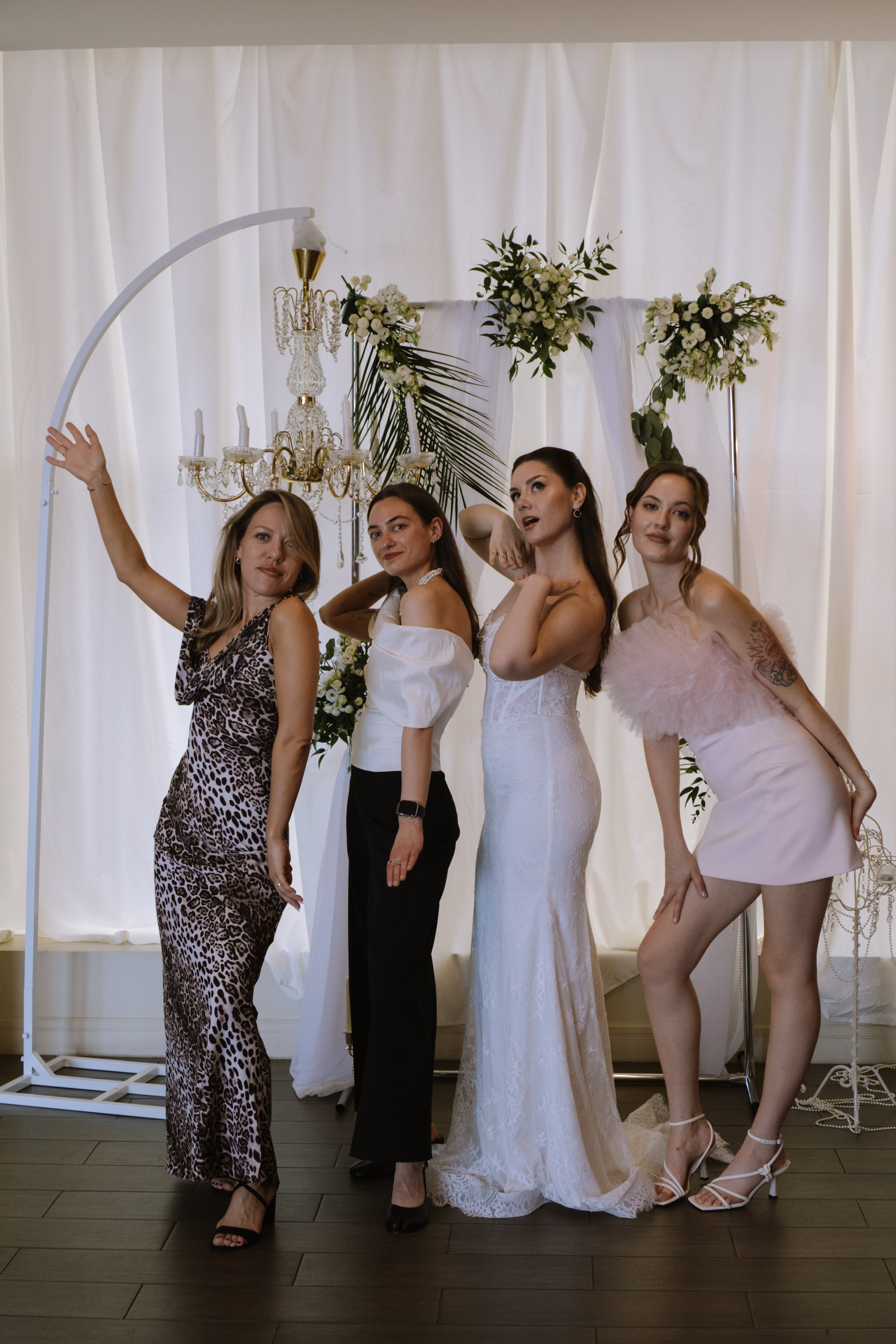 СВАДЕБНЫЙ БАНКЕТ НА ВЛАДИМИРСКОЙ В САНКТ-ПЕТЕРБУРГЕ (КАМЕРНАЯ СВАДЬБА). Профессиональный фотограф, Санкт-Петербург — Виктория Богомолова