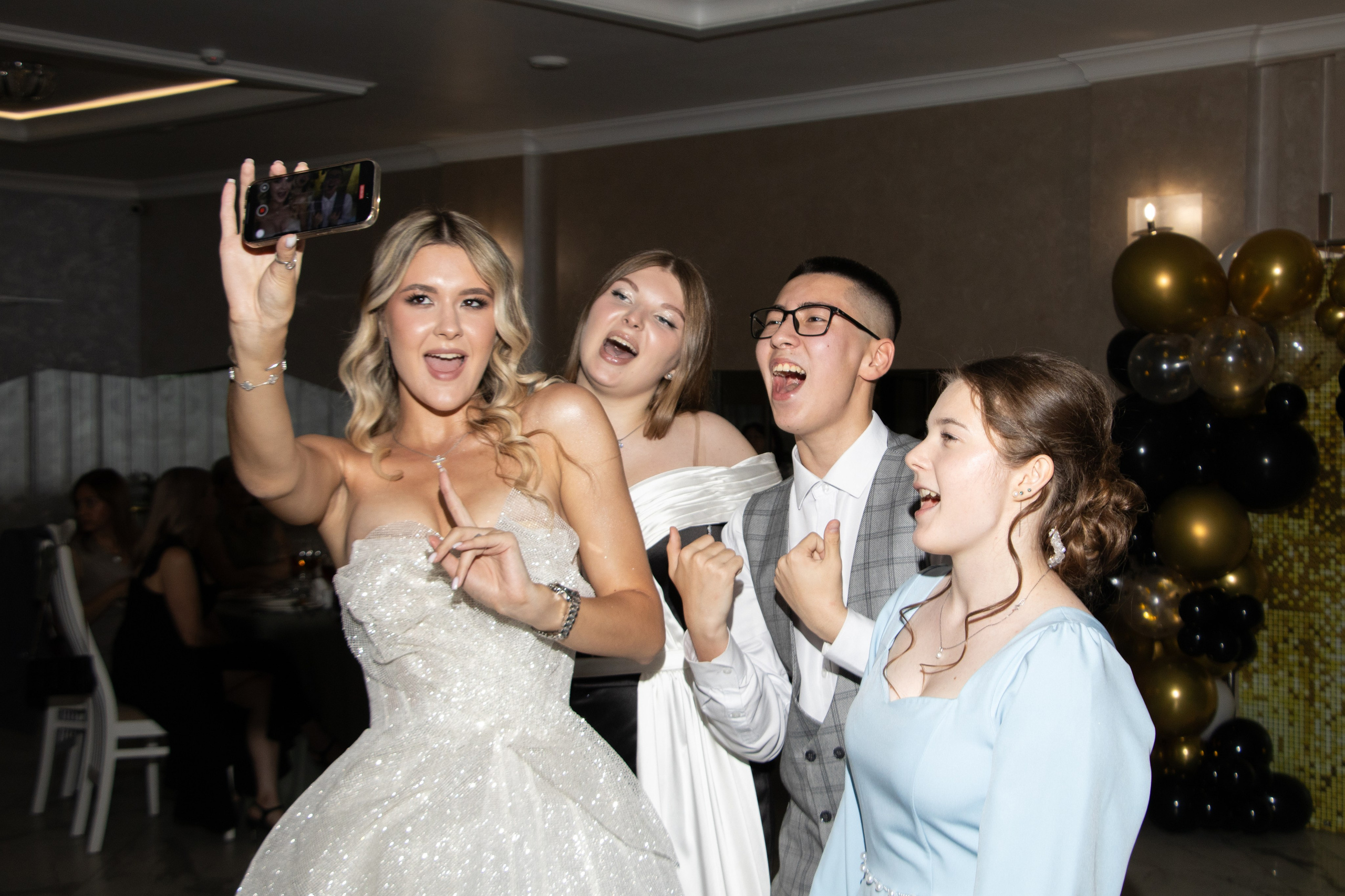 Выпускной 11 класс. Фотограф Лысенко Полина