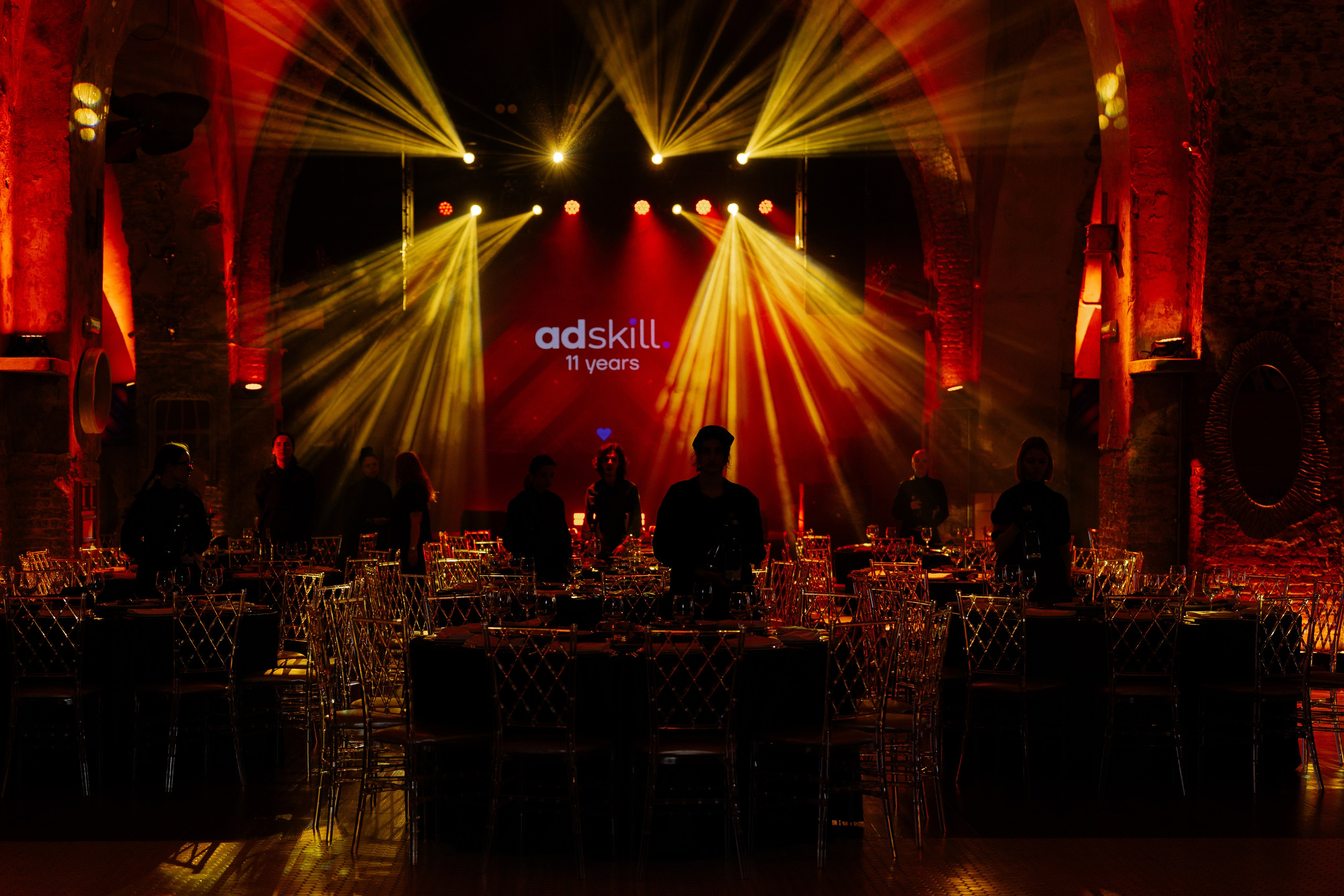 Adskill 11 лет. КОРПОРАТИВНЫЙ, ИМИДЖЕВЫЙ И РЕПОРТАЖНЫЙ ФОТОГРАФ МАКСИМ МЕШ