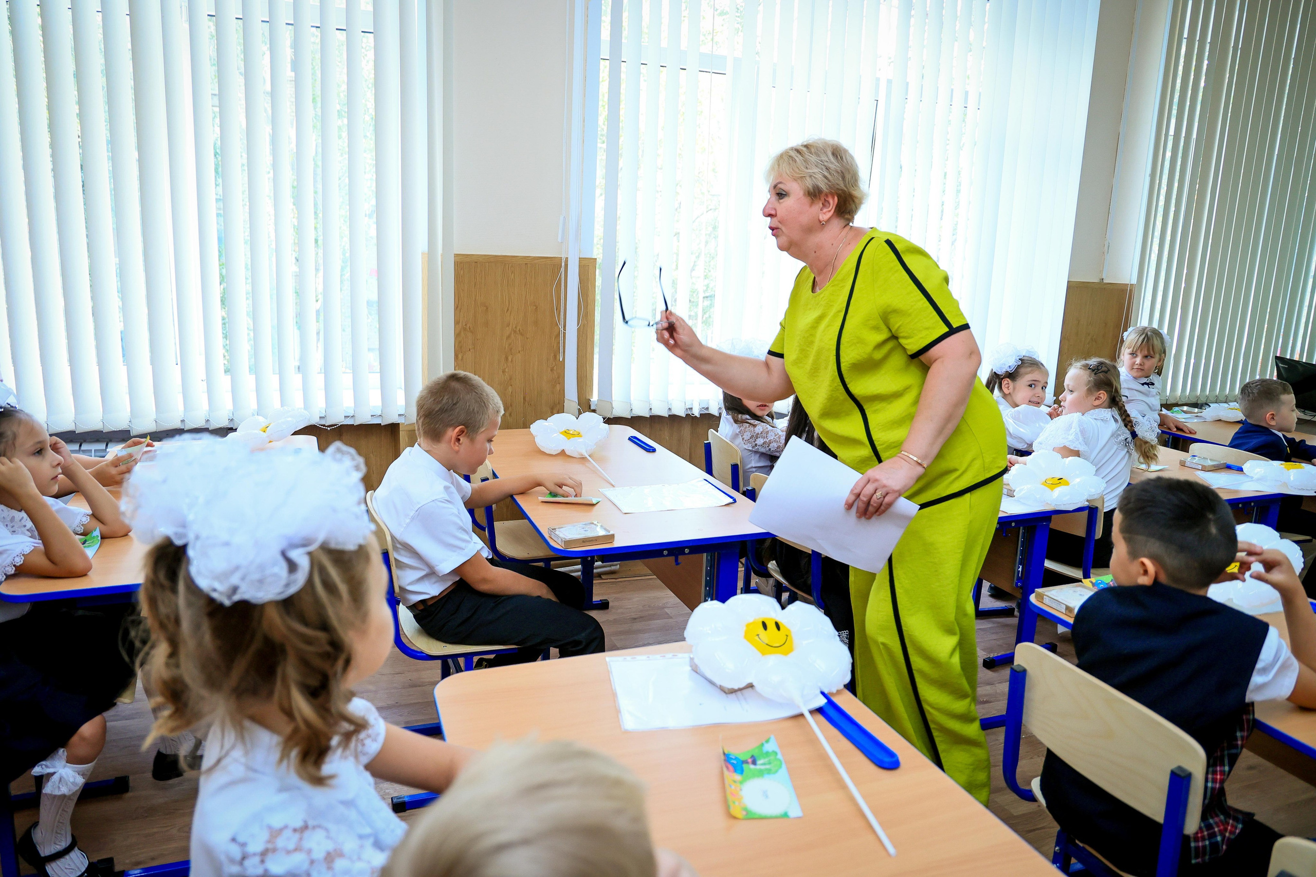 ШКОЛА 1 СЕНТЯБРЯ. Свадебный фотограф — видеограф в г. Астрахань Екатерина Юмашева