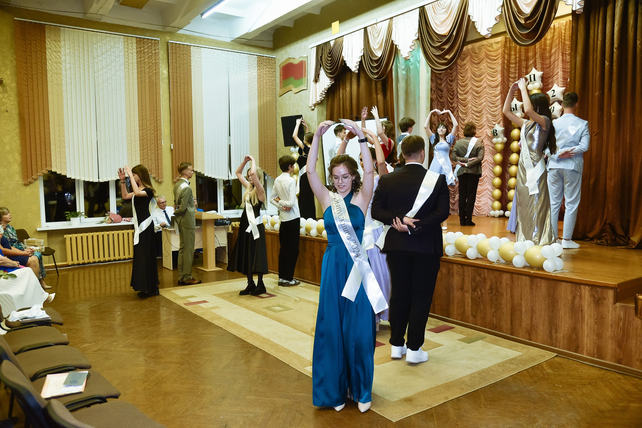 Выпускной 11 кл (до банкета). Фотограф Олег Юршевич Солигорск Минск