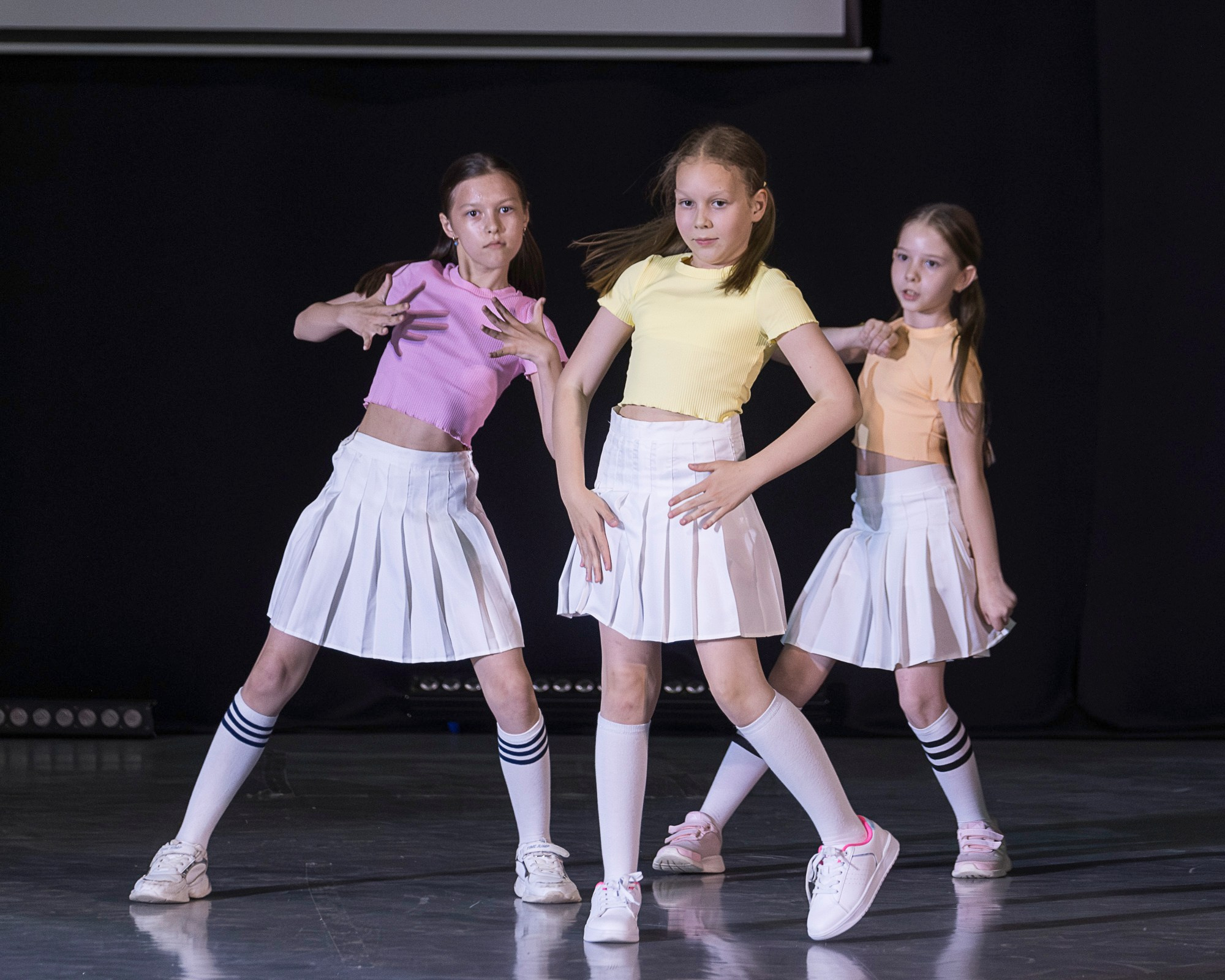 Отчетный концерт школы танцев UPGRADE. Репортажный фотограф в Казани Павел Серпокрылов