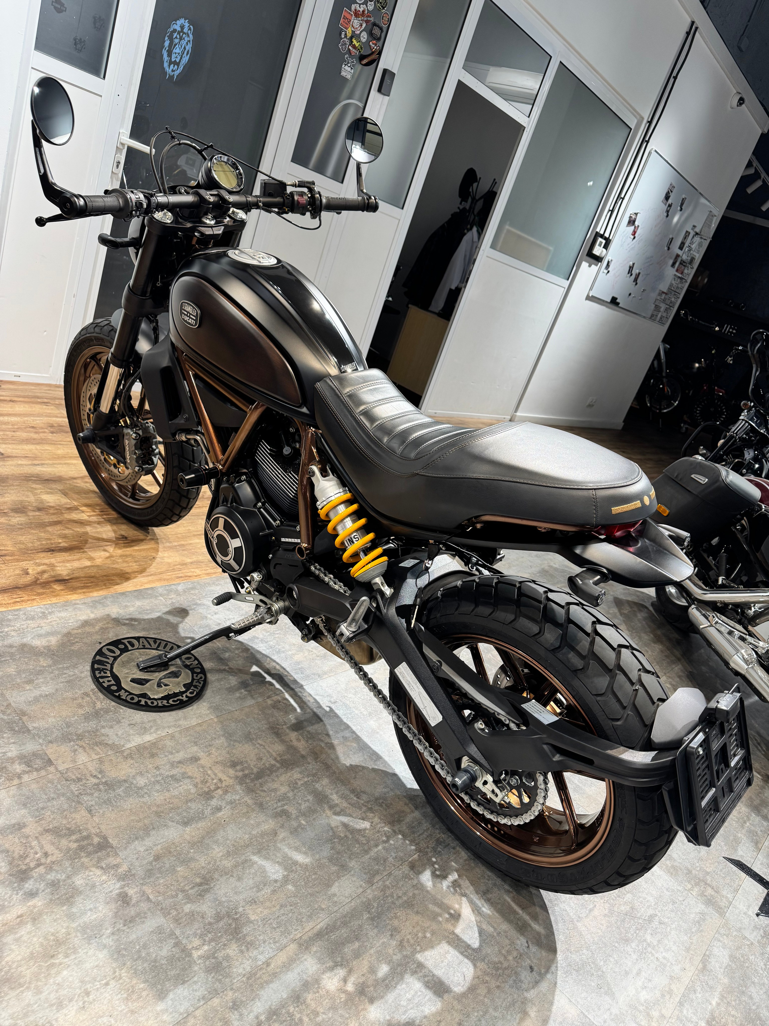 Ducati Scrambler (Italia Independent). Hello Davidson, Москва. Только хорошие мотоциклы…