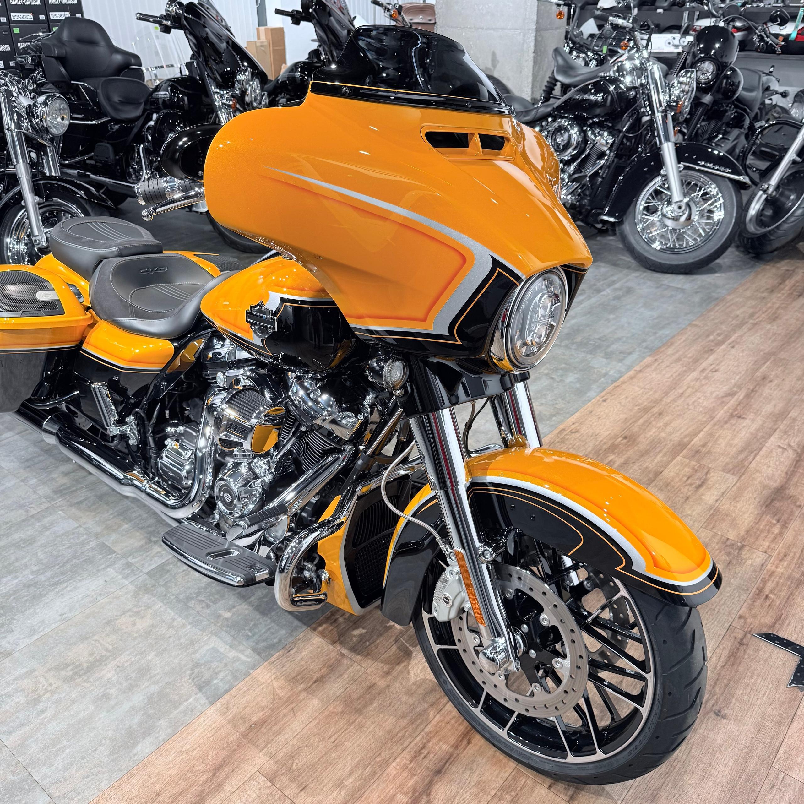 Мотоциклы Harley-Davidson 2022 CVO Street Glidе Limitеd (Touring) — купить мотоцикл. Hello Davidson, Москва. Только хорошие мотоциклы…