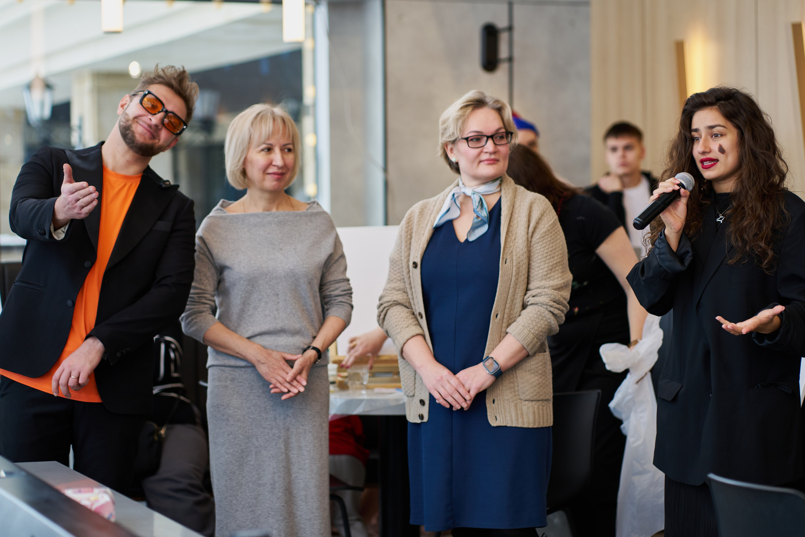 АРТ встреча Семья вместе. Свадебный и индивидуальный фотограф Аля Мамакова
