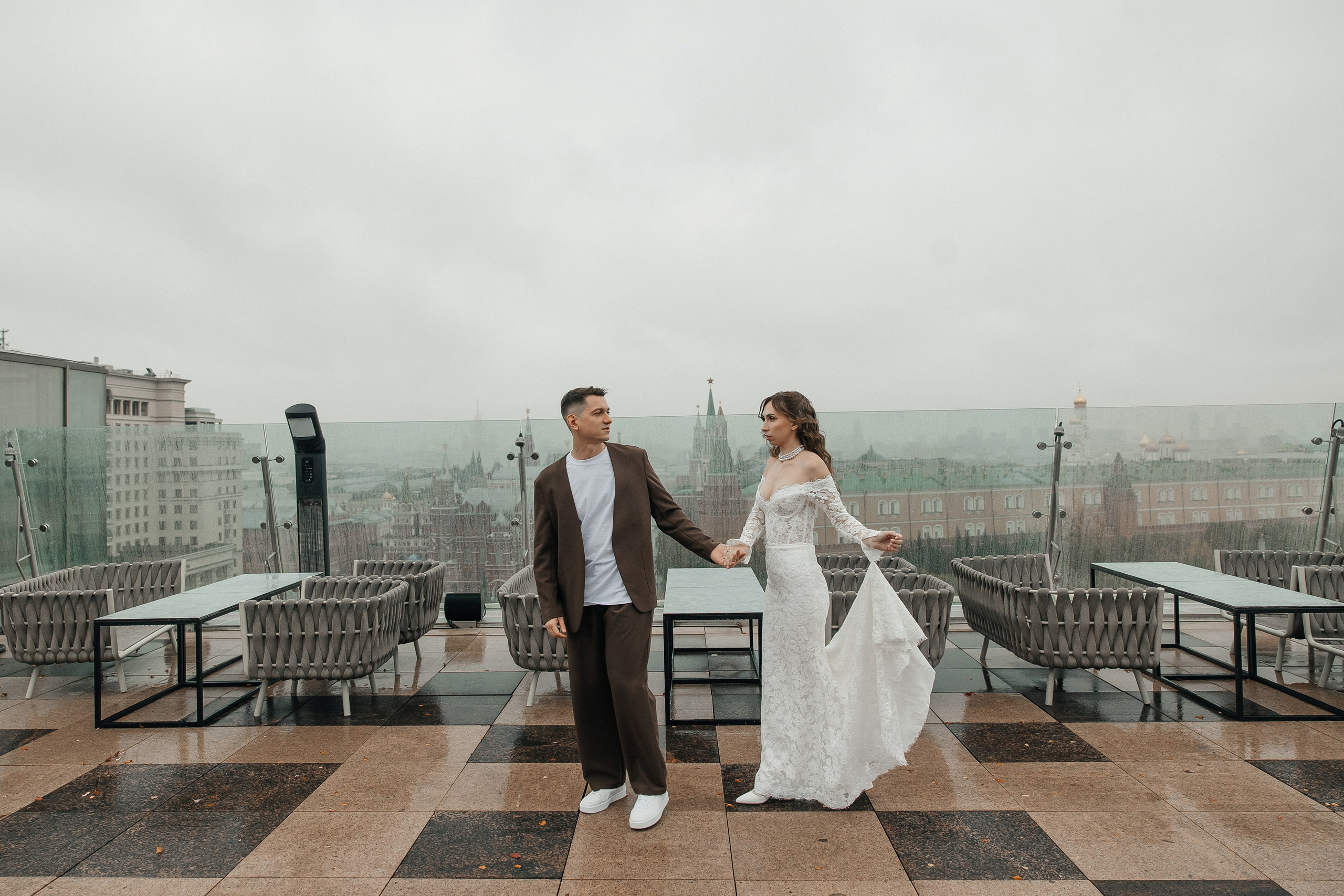 Свадебная фотосессия в отеле Карлтон Москва