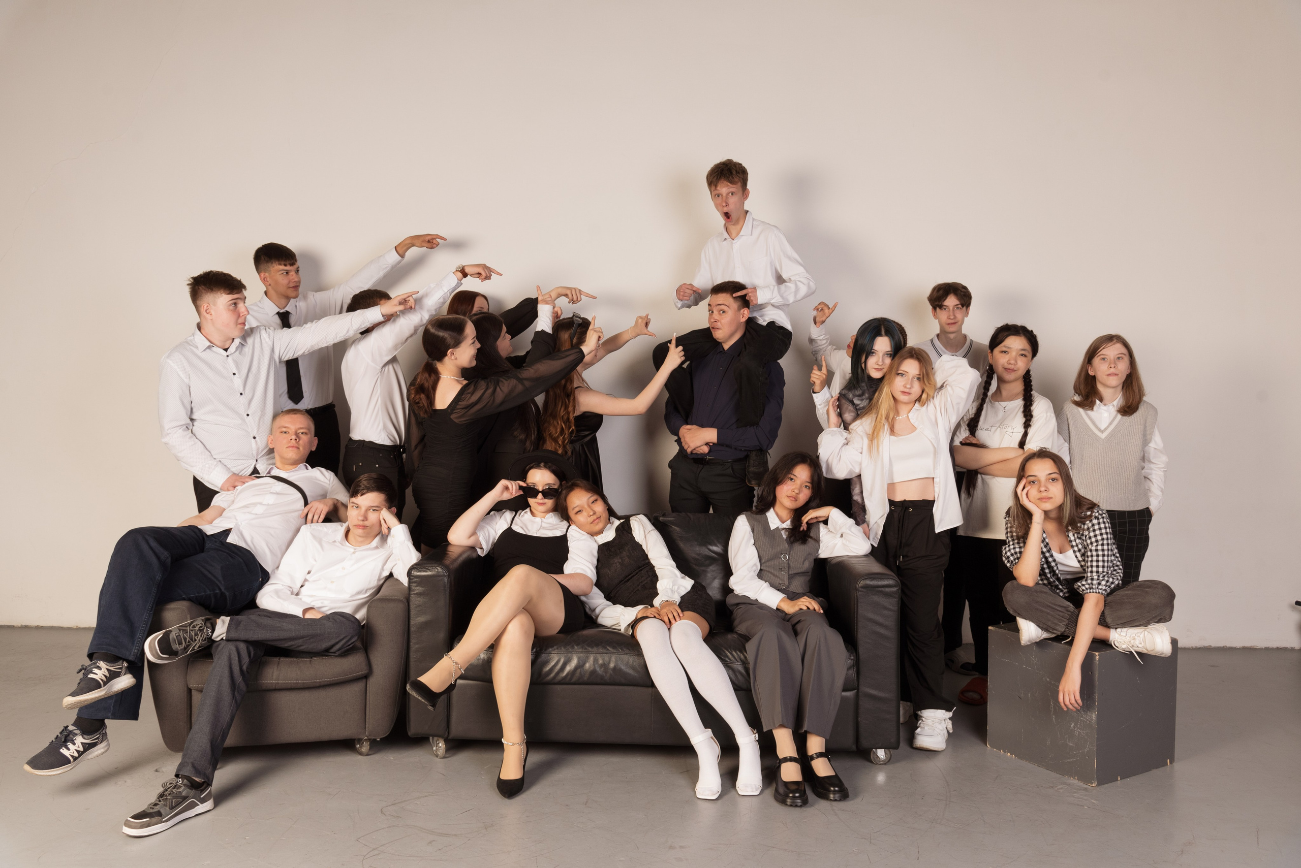 Школа № 196. Школьные выпускные альбомы Благовещенск