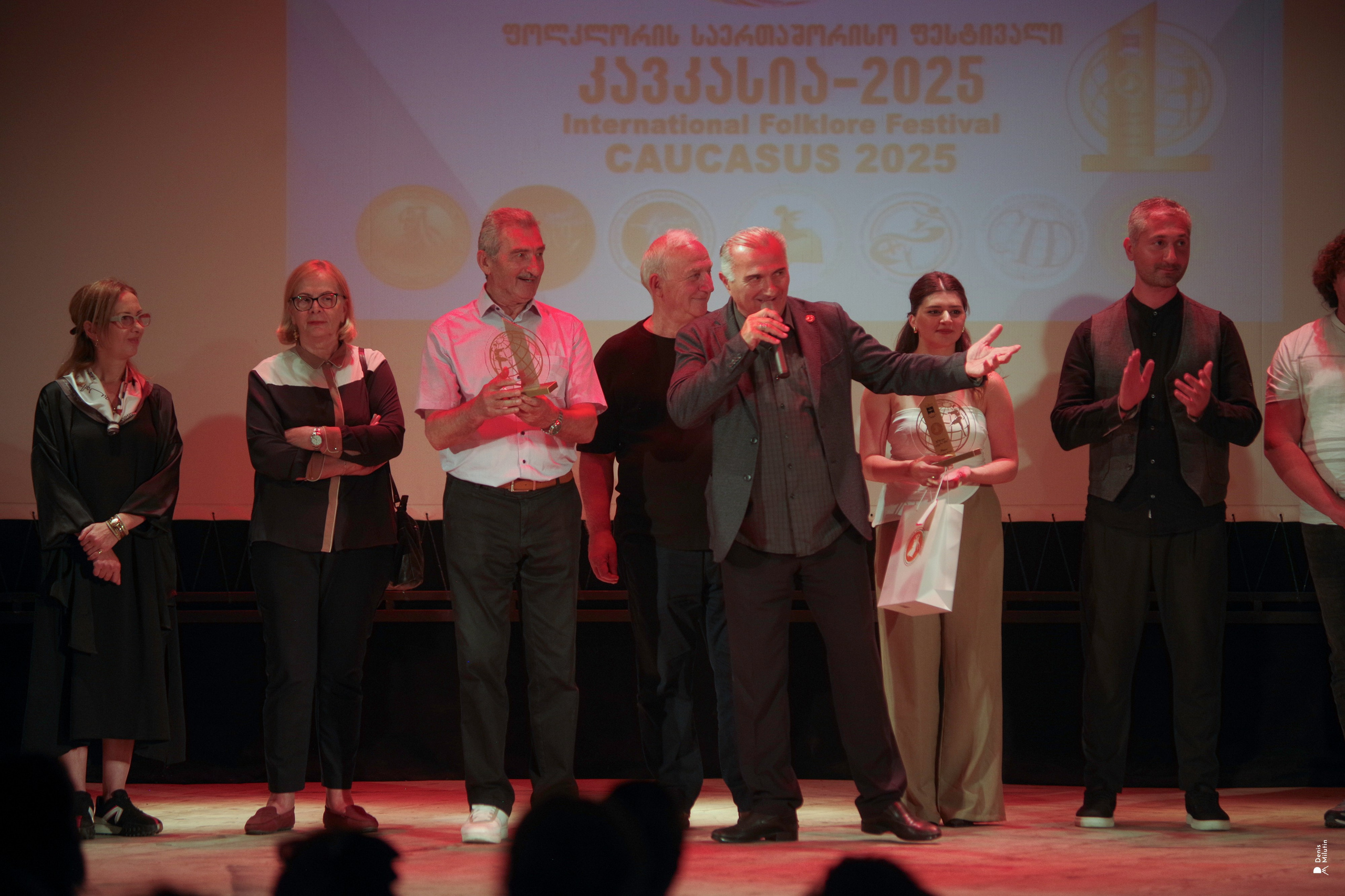 Танцы в прекрасном Они. Портретный фотограф Денис Милютин