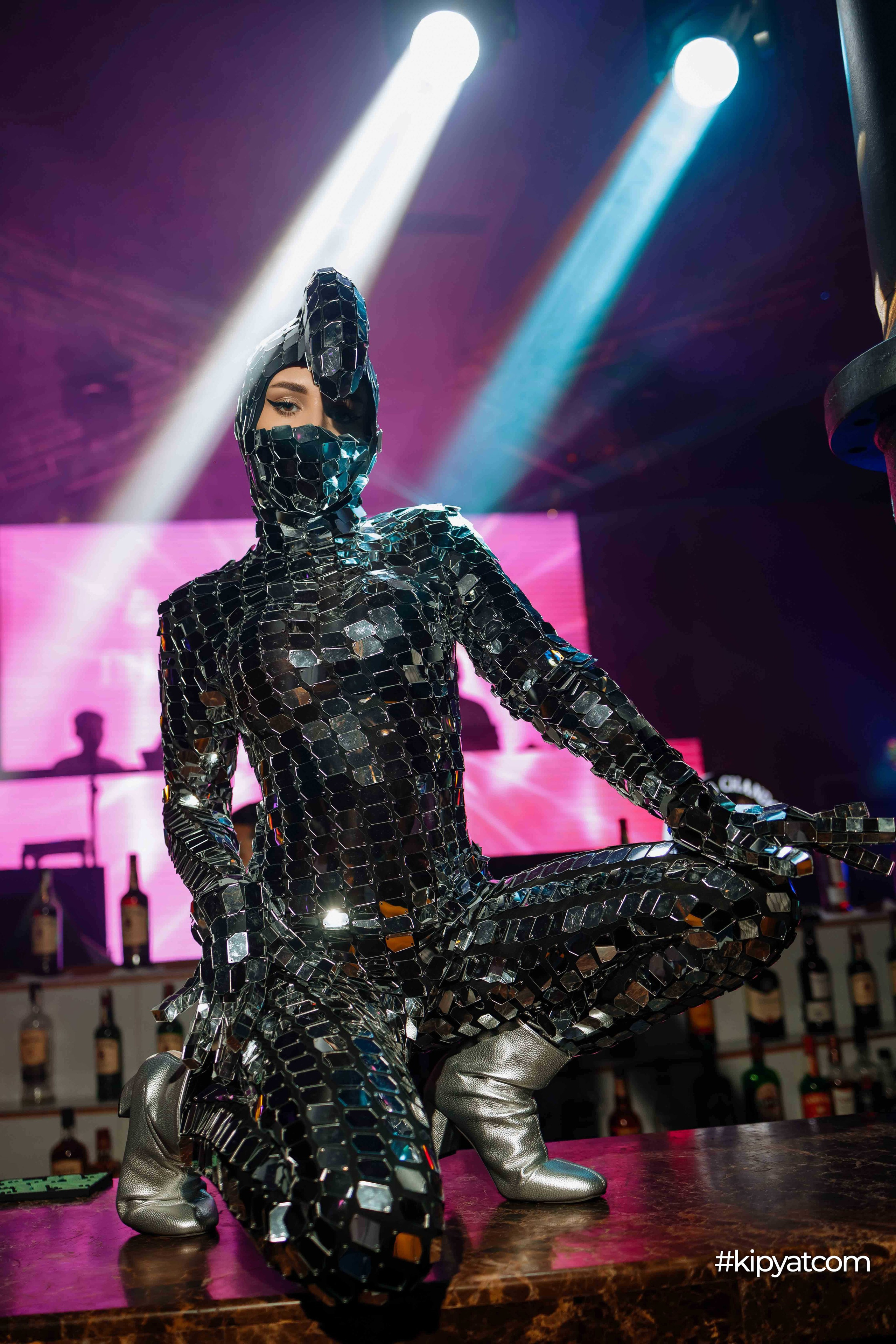 The Queen Prive. Кипятком Шымкент