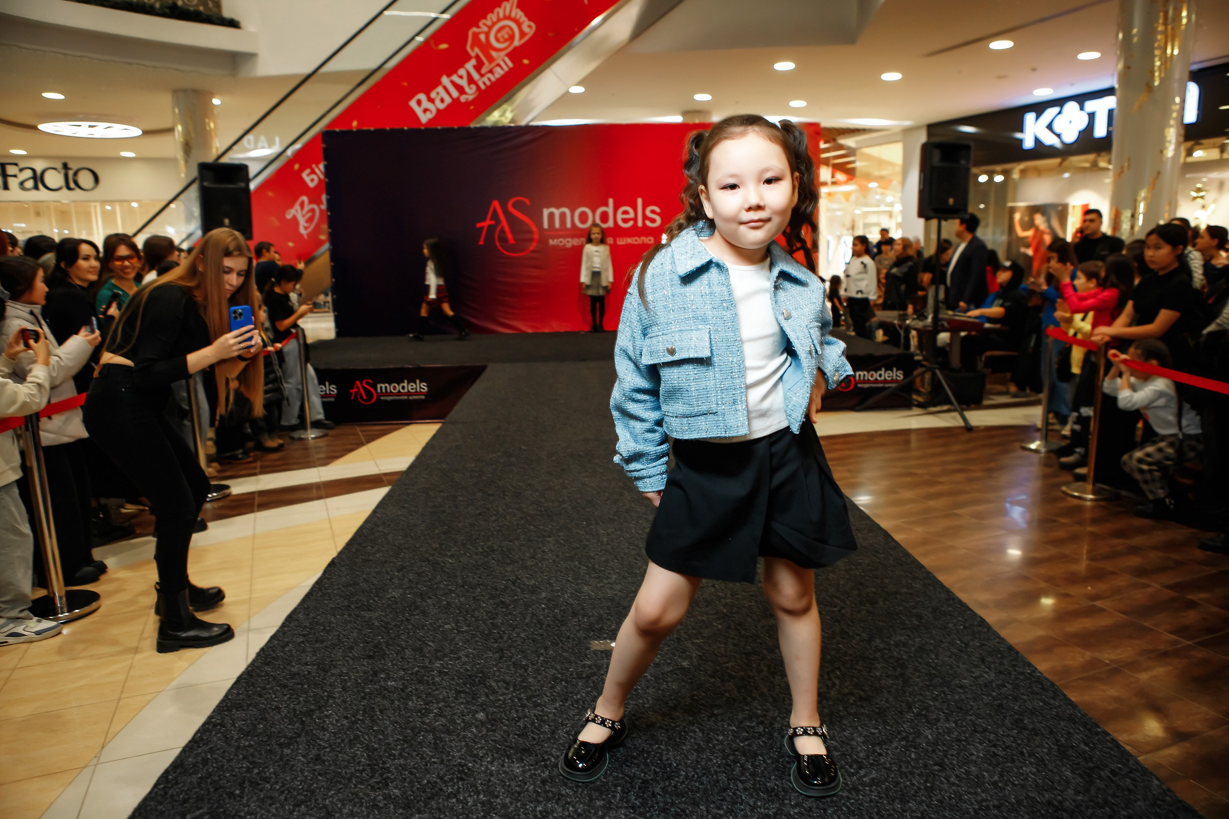 Fashion Show модельной школы AS Models. Кипятком Павлодар