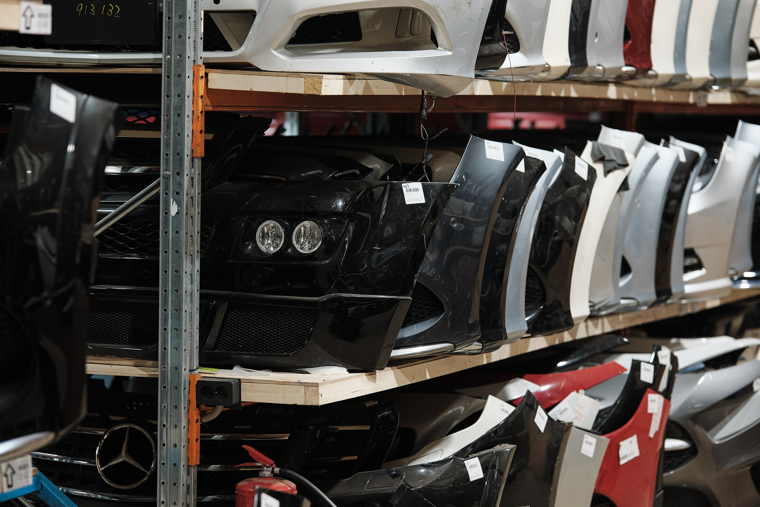 «Крыло переднее левое Mercedes-Benz W213 оригинальная кузовная деталь»«Правая дверь Mercedes-Benz E-Class W213 с заводской окраской»«Капот Mercedes-Benz S-Class W222 оригинальный, новый»«Бампер передний Mercedes-Benz GLC X253 с креплениями»«Задняя панель кузова Mercedes-Benz C-Class W205 для замены»«Усилитель порога Mercedes-Benz V-Class W447 левая сторона»«Арка колеса задняя правая Mercedes-Benz GLS X167 оригинал»«Поддомкратник Mercedes-Benz A-Class W177 с усилителем»«Крыло заднее левое Mercedes-Benz GLE W167 с лаковым покрытием»«Капот Mercedes-Maybach S-Class W223 оригинальная запчасть»«Передний бампер Mercedes-Maybach GLS X167 с датчиками парковки»