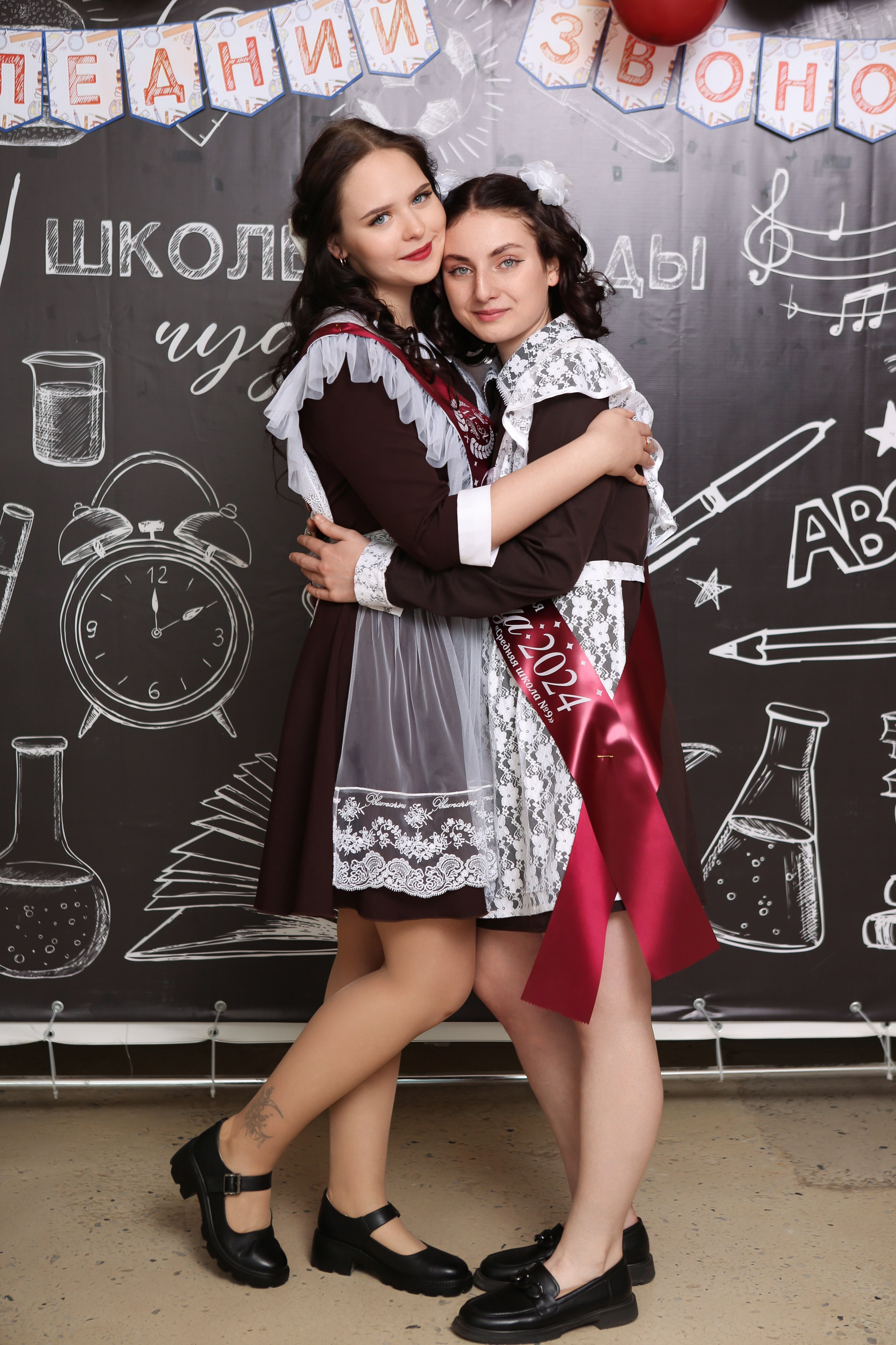 ФОТОСЕССИЯ С РОДИТЕЛЯМИ «ПОСЛЕДНИЙ ЗВОНОК» 2024 г. 9 ШКОЛА г. МЦЕНСК. ТВОЙ АЛЬБОМ / ТВОИ ПРАВИЛА