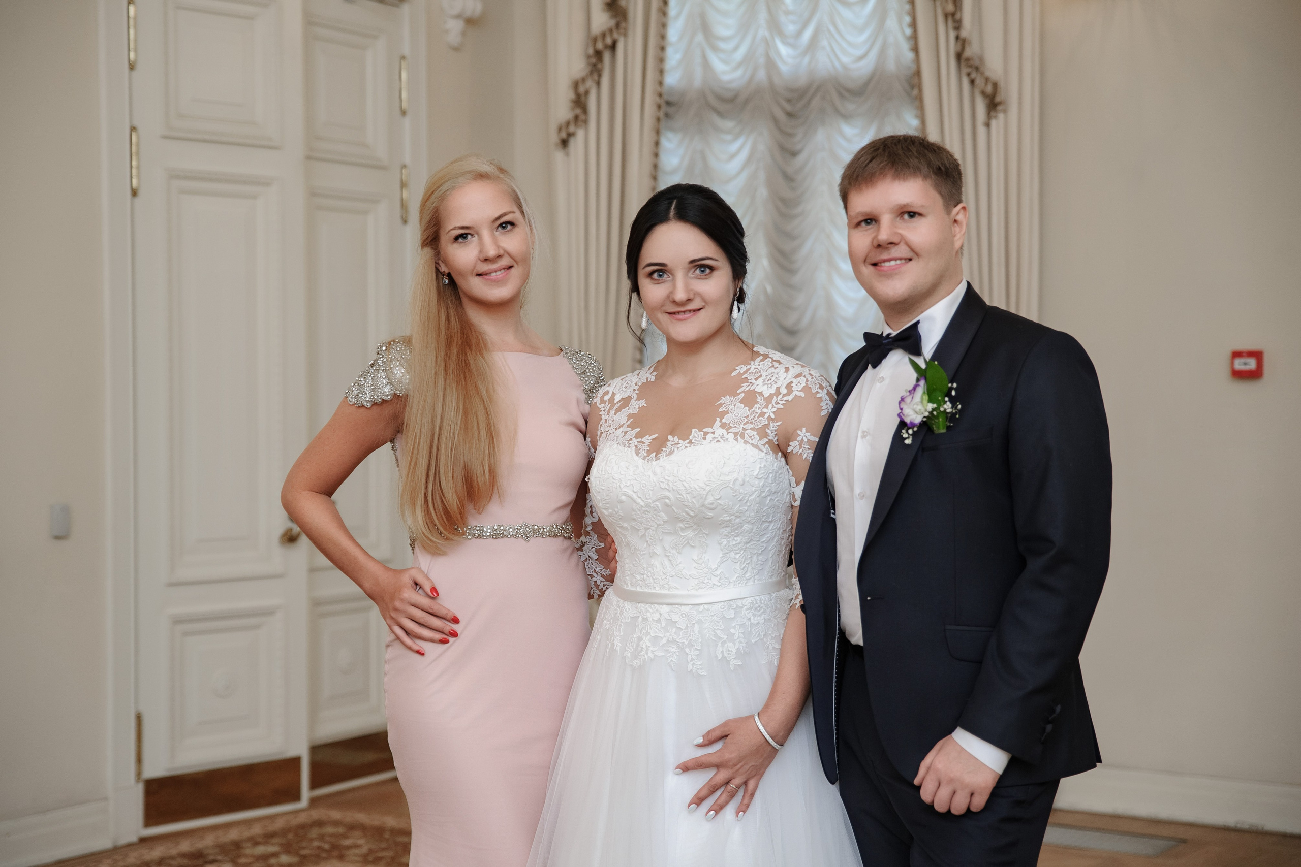 Фотографии из ЗАГСов Санкт-Петербурга. Фотограф Алексей Лукин. Свадьба, мероприятие, корпоратив, юбилей, фотосессия, портрет. Фотосъёмка в Санкт-Петербурге. Ретушь фотографий