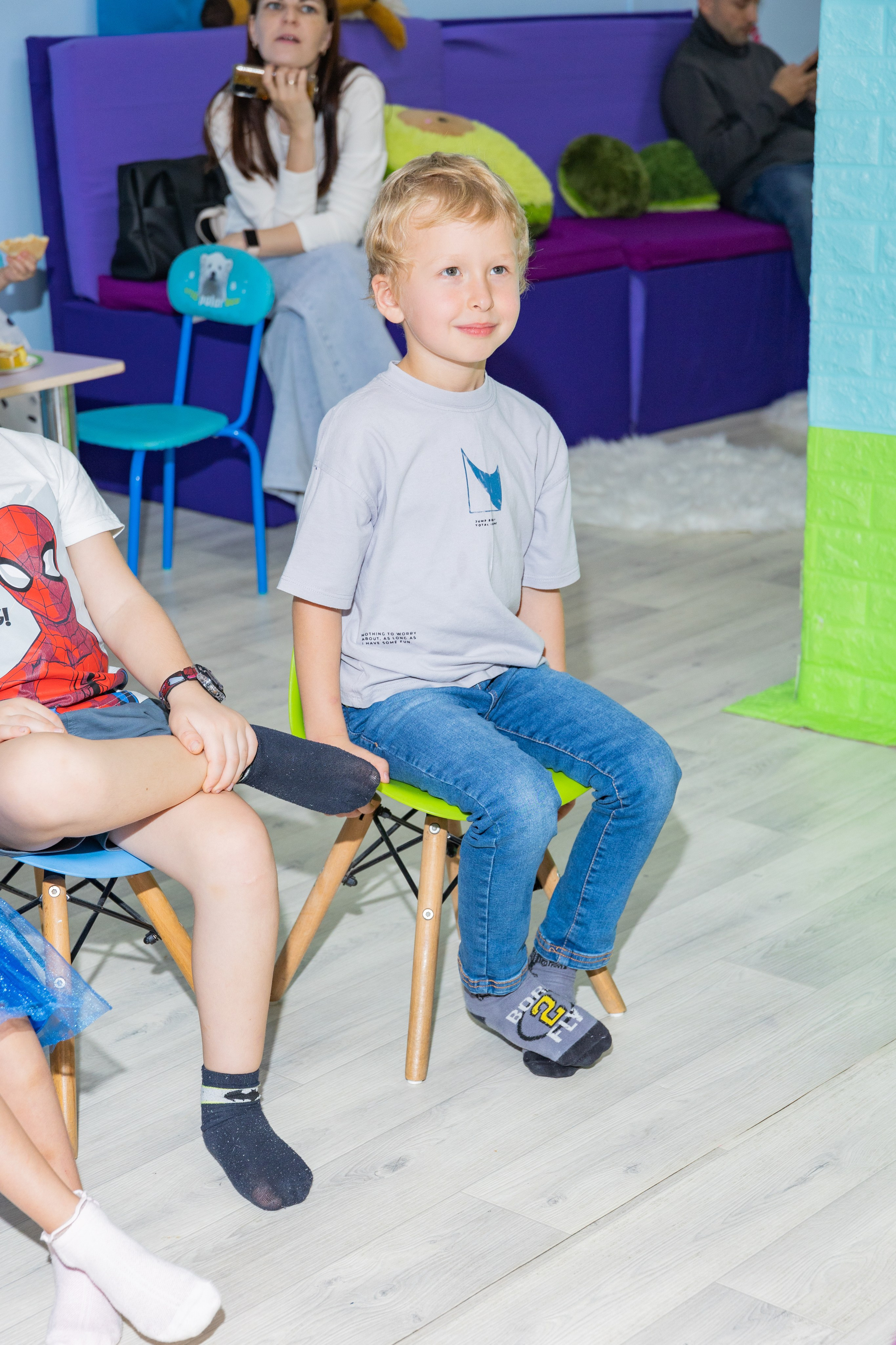 День Рождение в детском центре Качели. Выпускные альбомы во Владивостоке