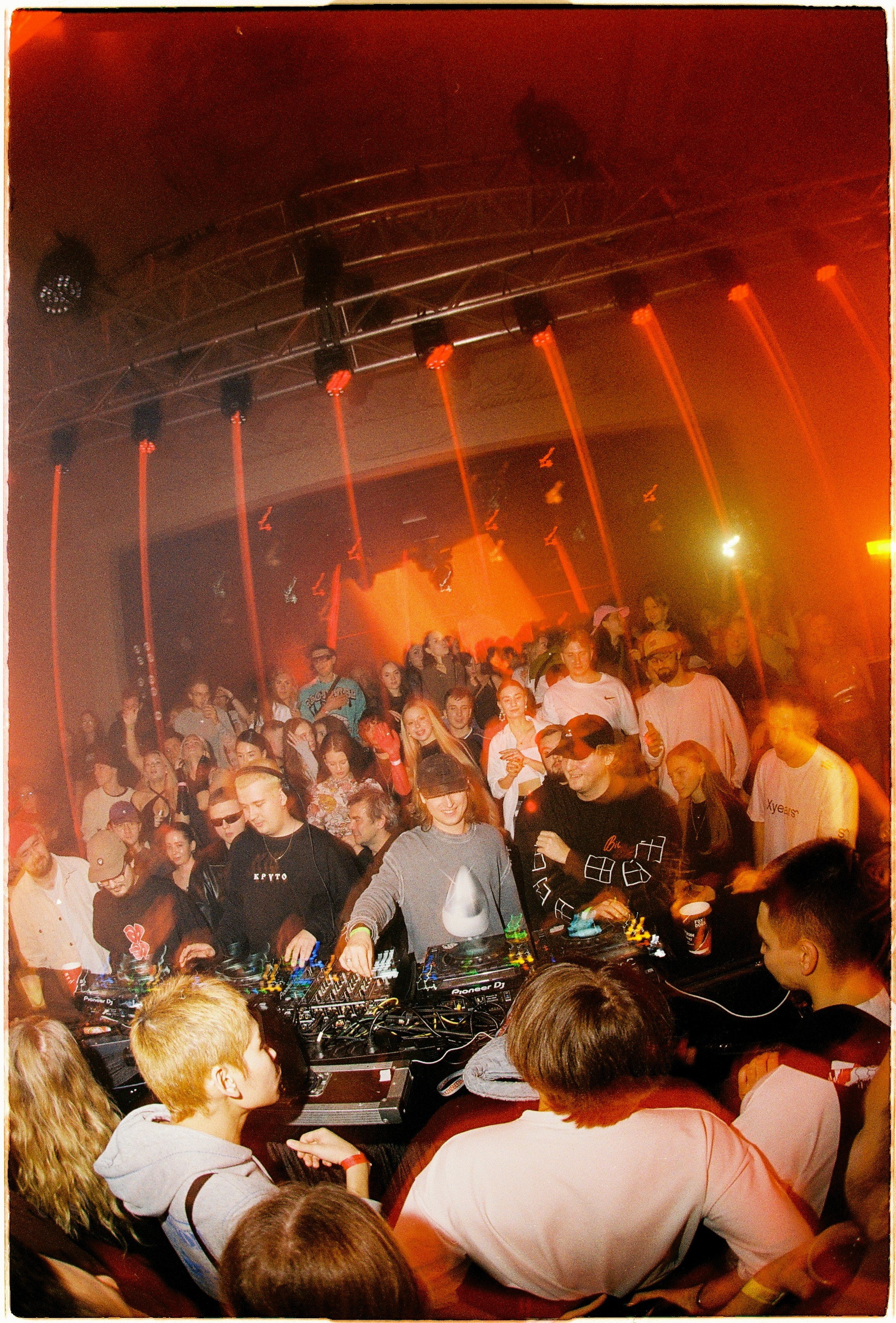 Альфа Кристалл 1 год. Илья Симонов фотограф москва