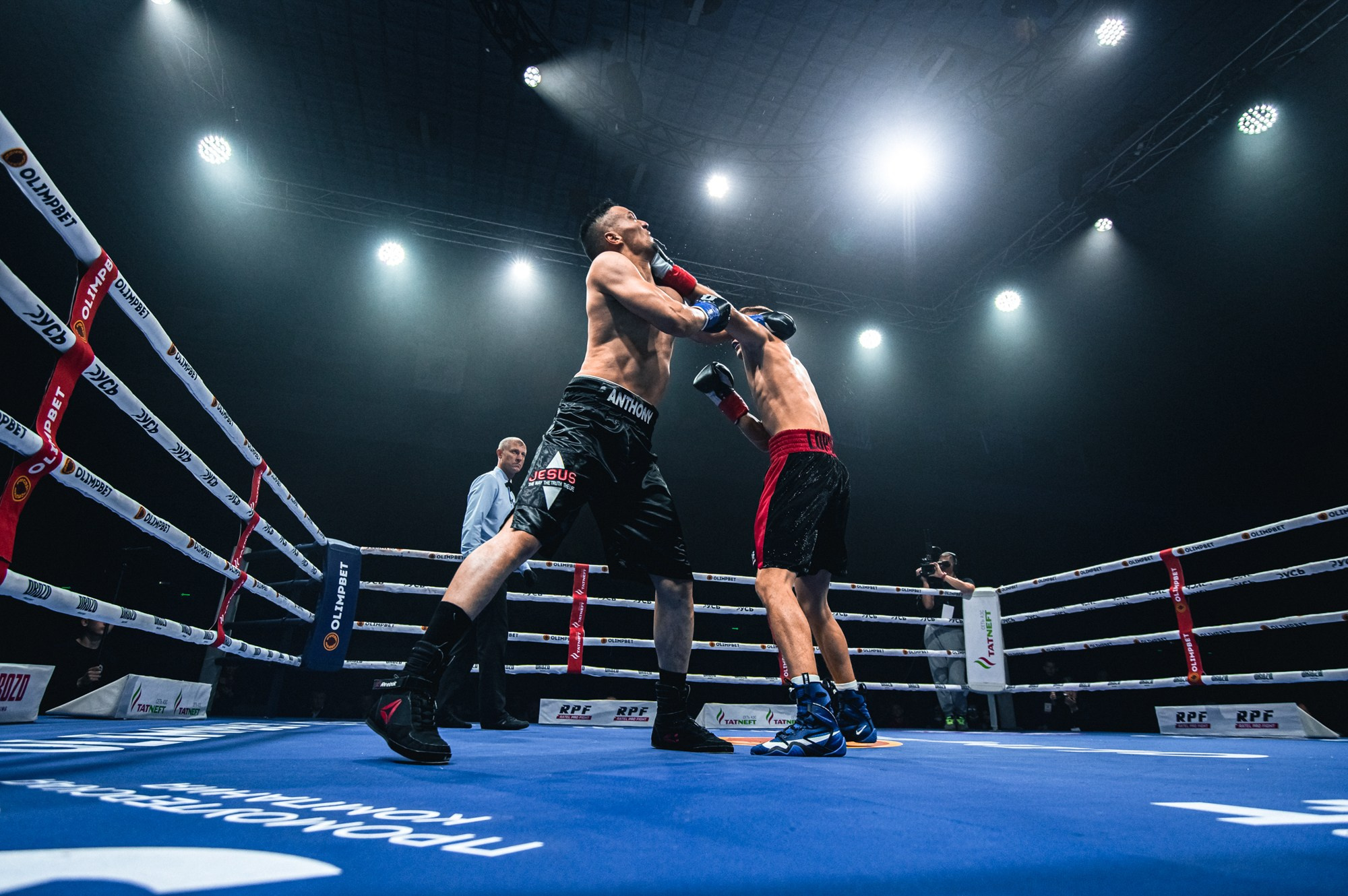 Вечер бокса в Прокопьевске. ProfotoNK