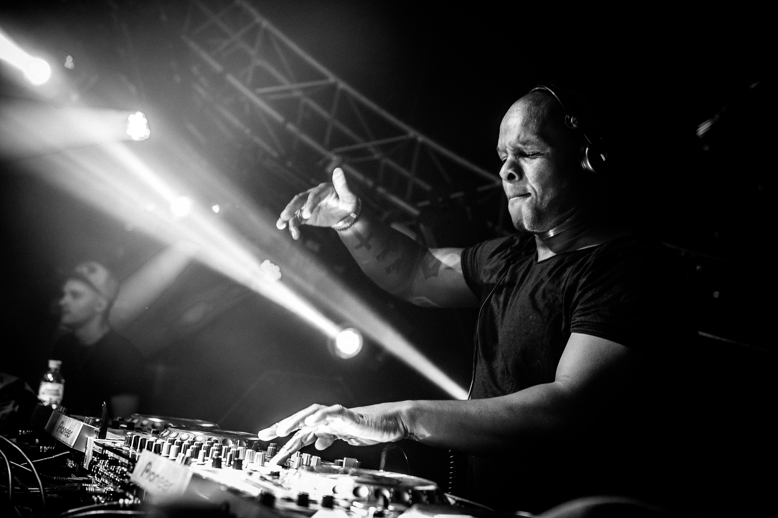 Фестиваль THE WORLD OF DRUM N BASS. РЕПОРТАЖНЫЙ И БИЗНЕС ФОТОГРАФ В МОСКВЕ, ЕГОР НИКОЛАЕВ