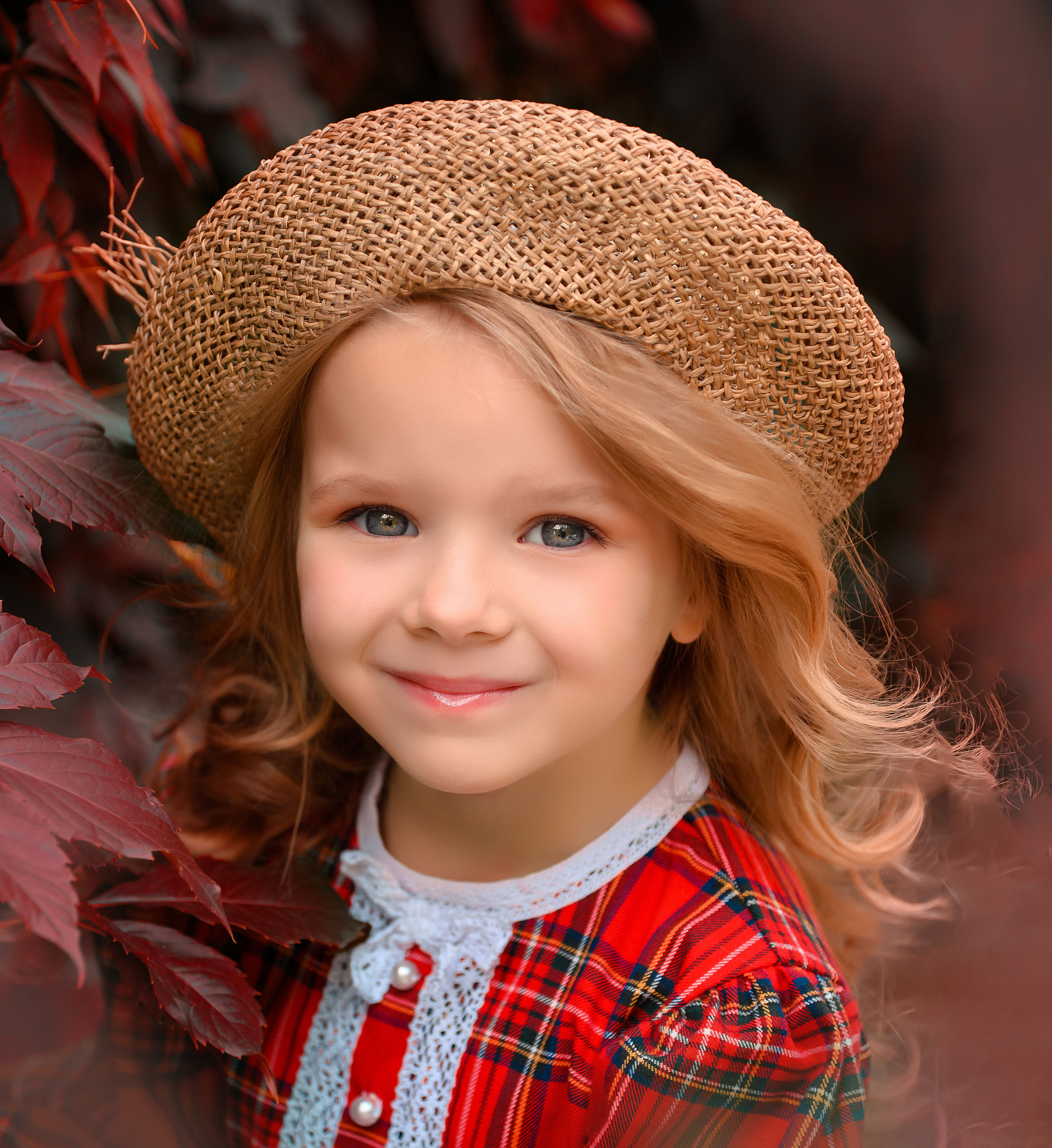 Куцинская Софья. Model base