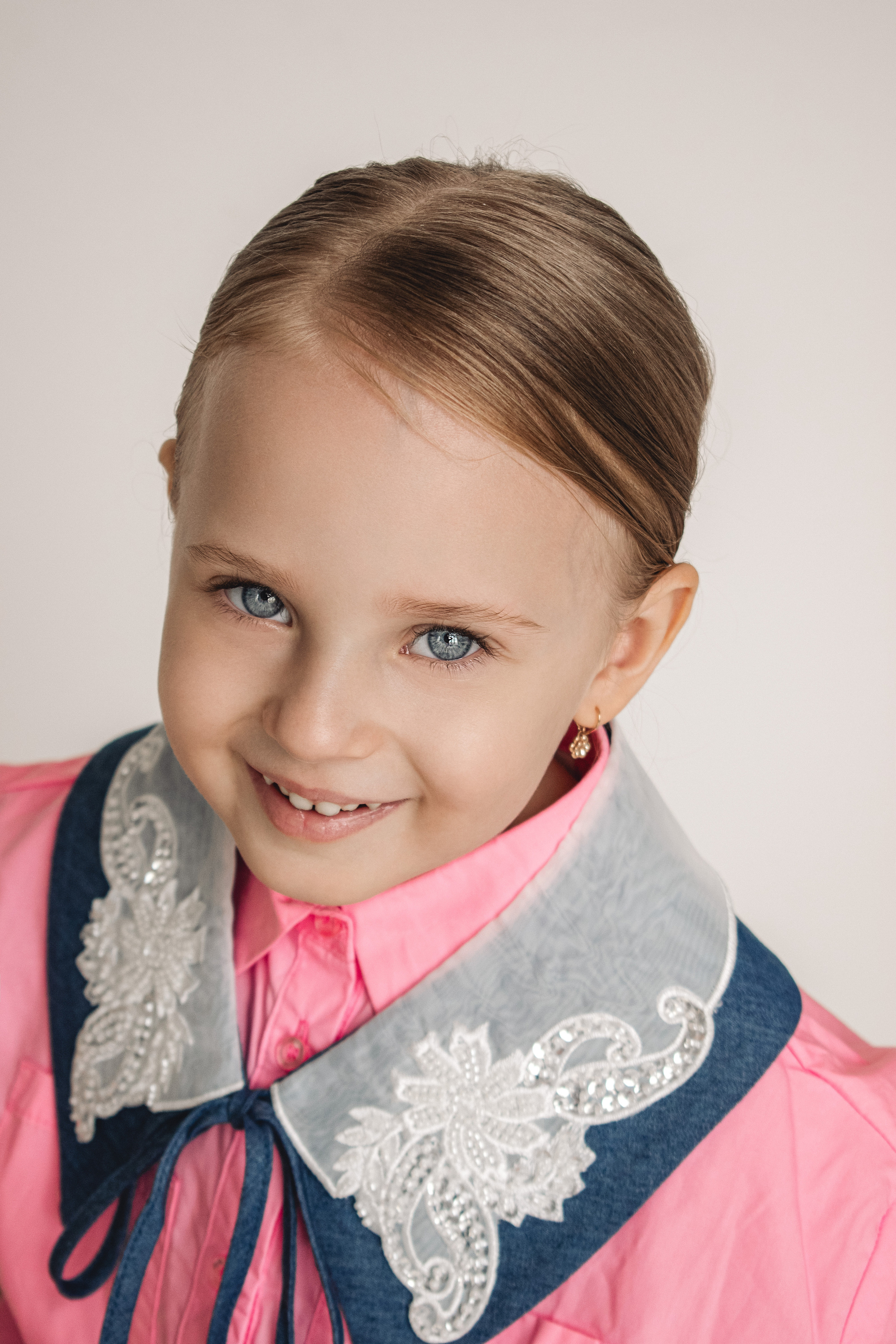 Акмалова Доминика. Model base