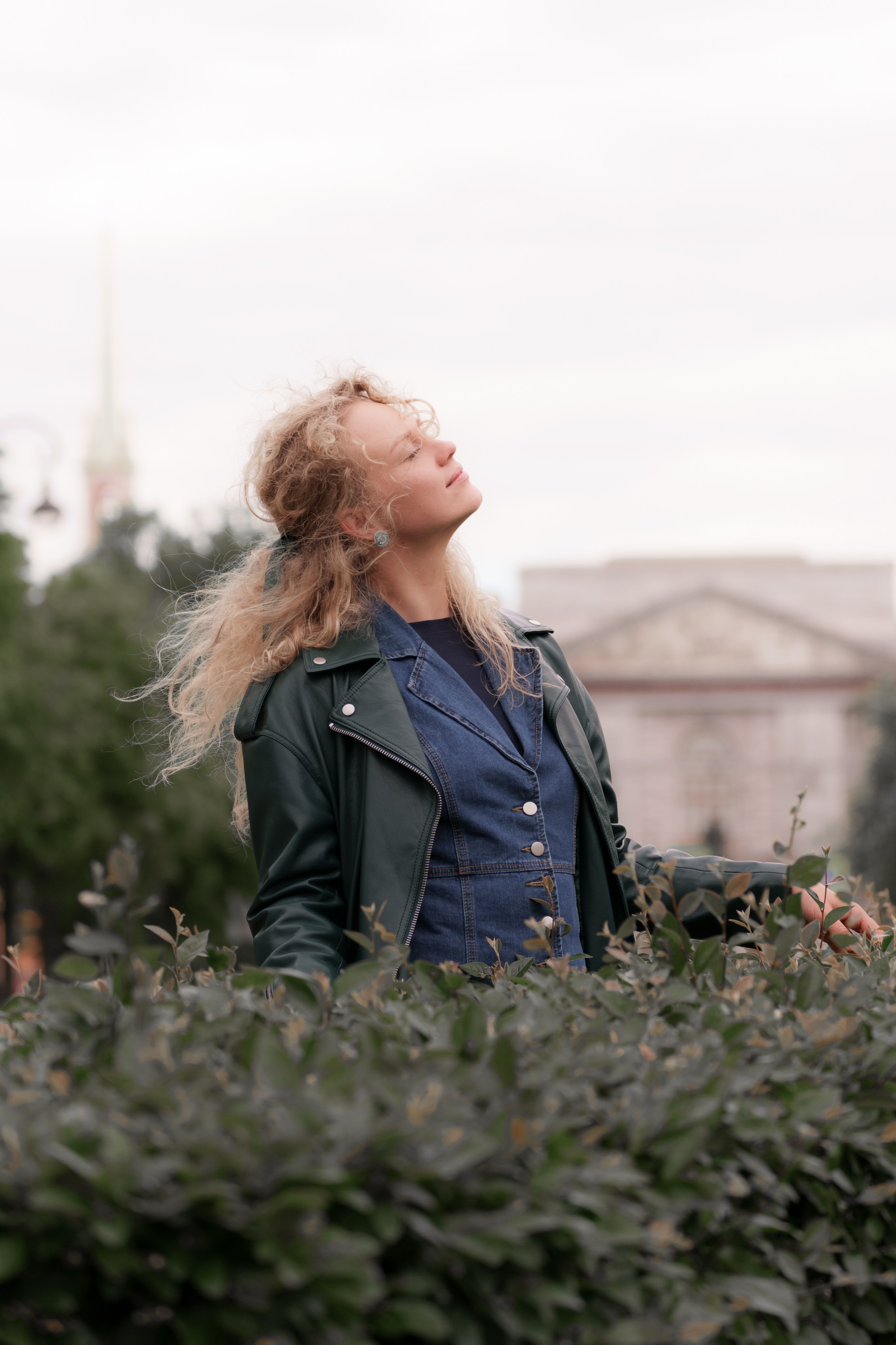 Фотосессия в проходных дворах и неклассическом центре СПб | Лена Голубева