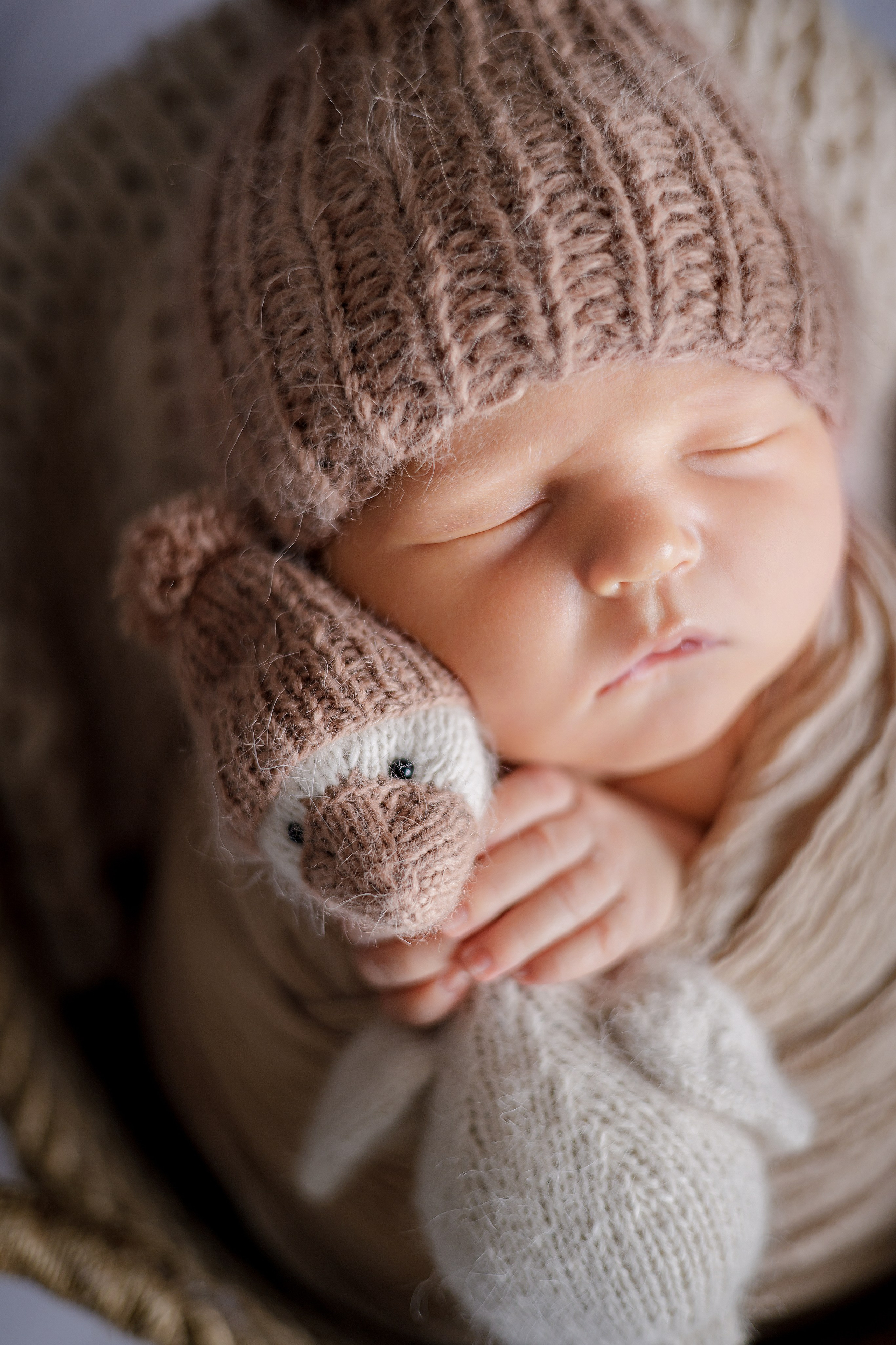 Максим. Евгения Горбунова фотограф новорожденных в Новом Уренгое