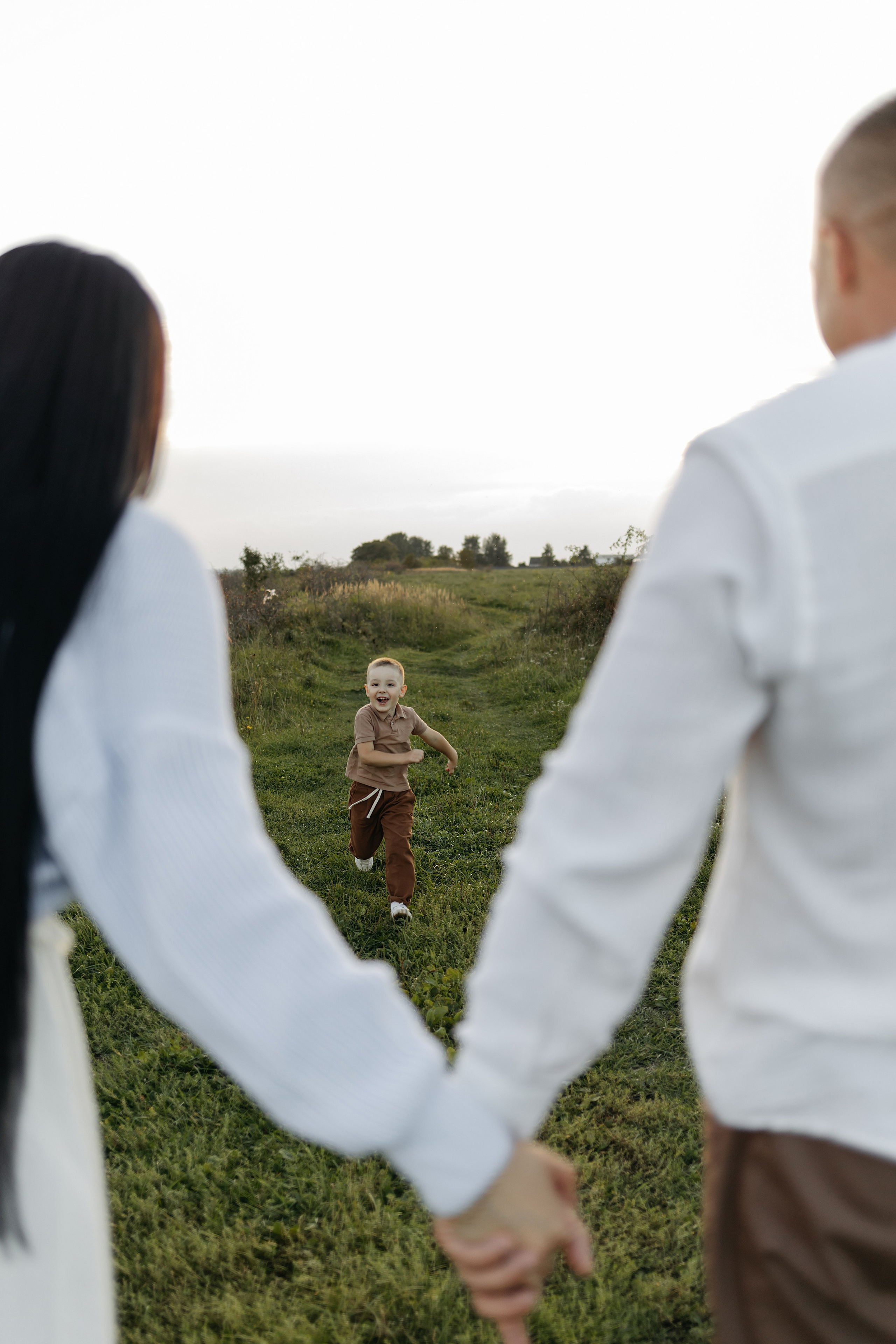 Вика, Артем и Ярик. Свадебный фотограф в Пскове и Санкт-Петербурге | Анна Голикова