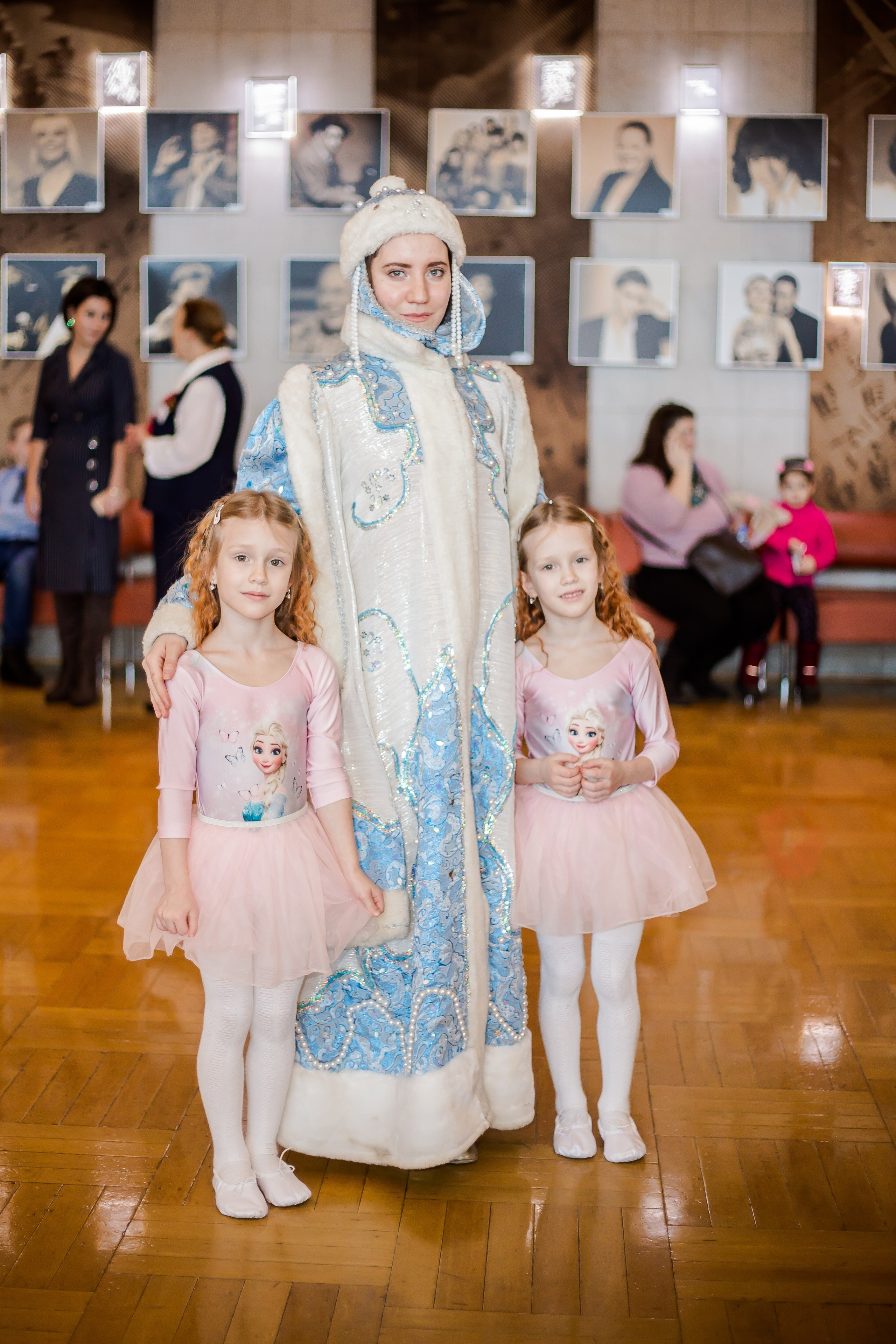 Репортаж — детская елка в БКЗ. Свадебный и семейный фотограф в Санкт-Петербурге Макеева Наталья