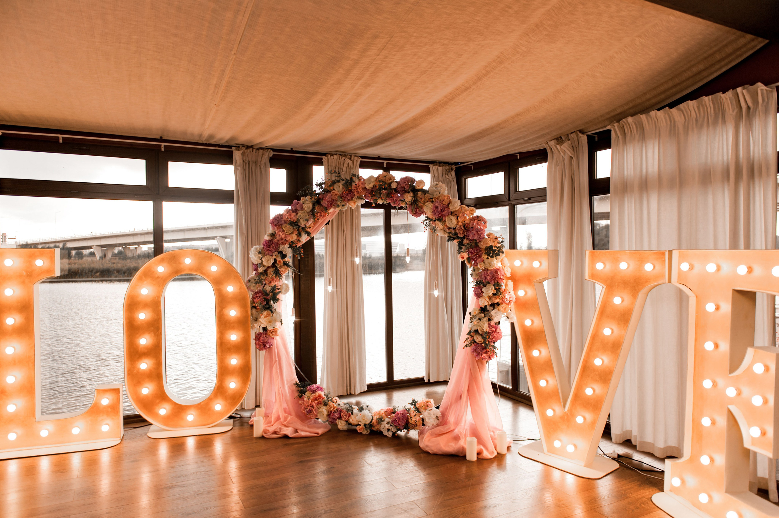 Никита и Александра. Свадебный фотограф Калининград - Александр Зубанов